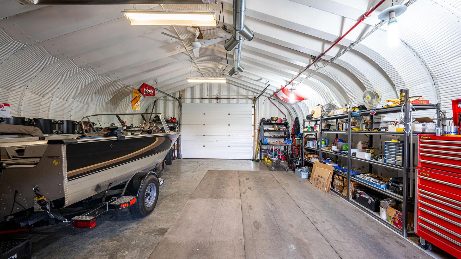 









701


Robin

Road,
Vernon,




BC
V1B 3B3

