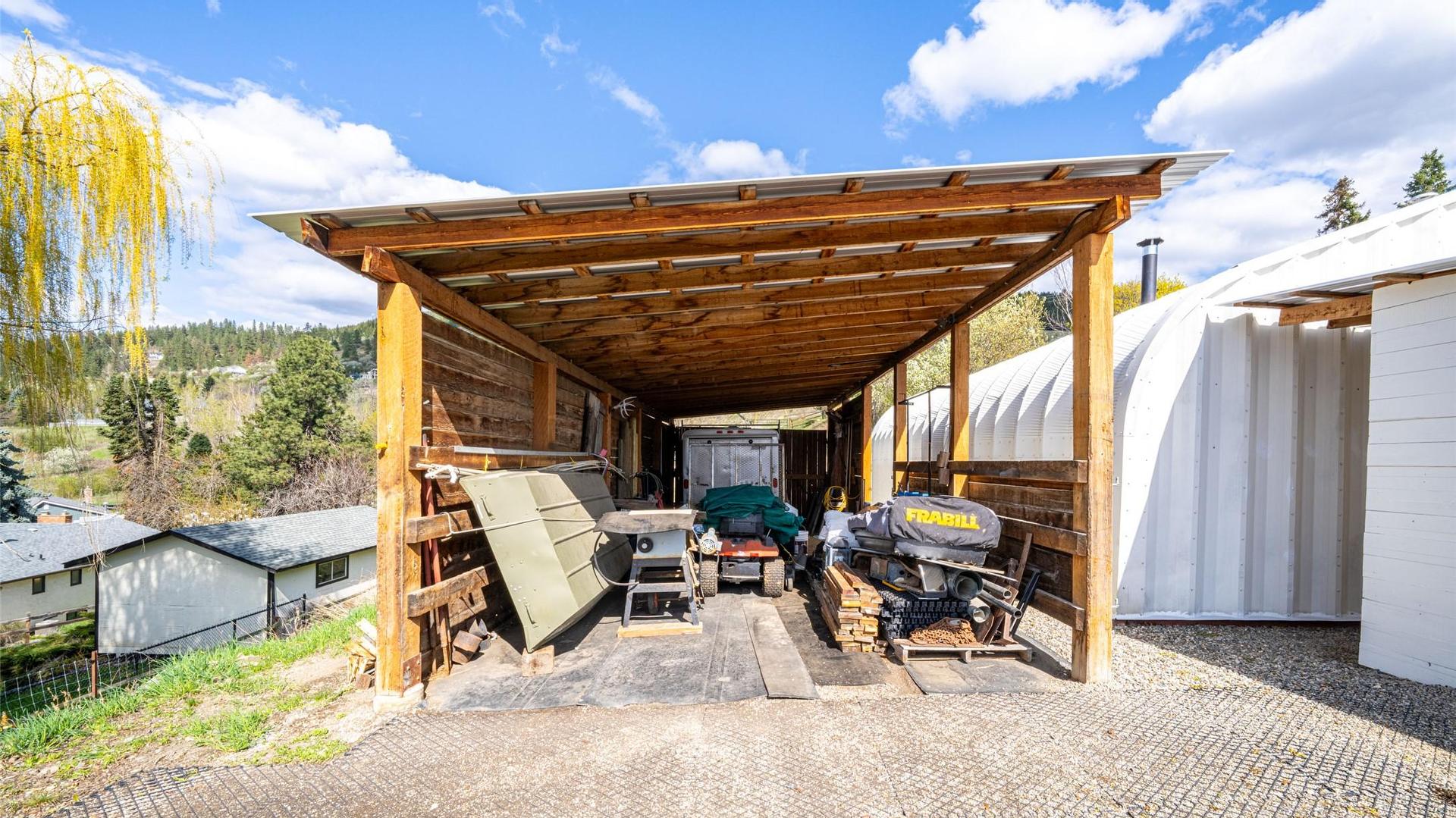 









701


Robin

Road,
Vernon,




BC
V1B 3B3

