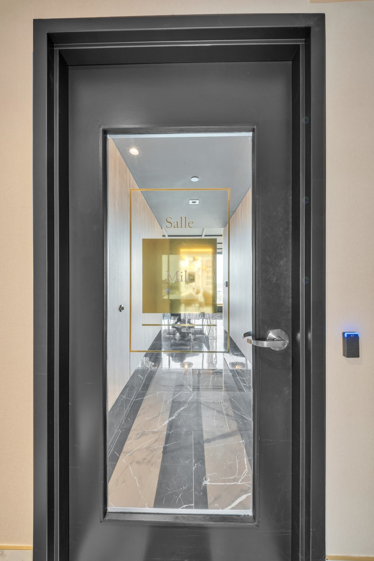 









2060


Rue Peel

, 1906,
Montréal (Ville-Marie),




QC
H3A0J1

