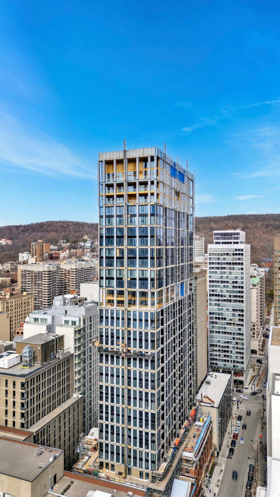 









2060


Rue Peel

, 1906,
Montréal (Ville-Marie),




QC
H3A0J1

