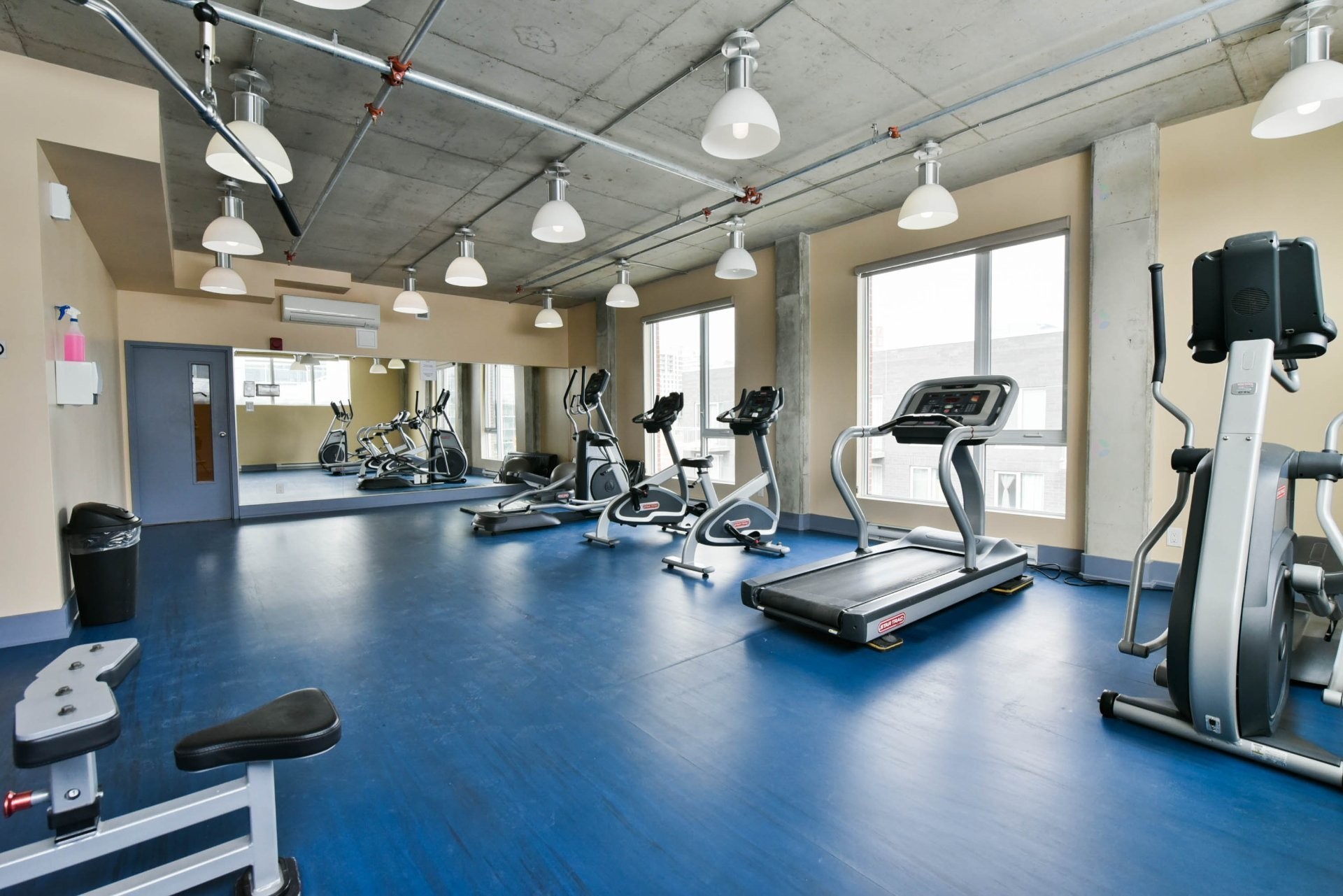 









1235


Rue Bishop

, 901,
Montréal (Ville-Marie),




QC
H3G0A6

