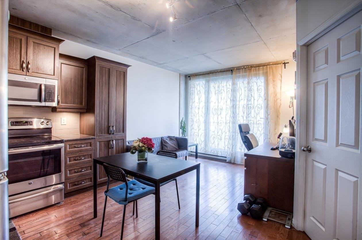 









1235


Rue Bishop

, 901,
Montréal (Ville-Marie),




QC
H3G0A6

