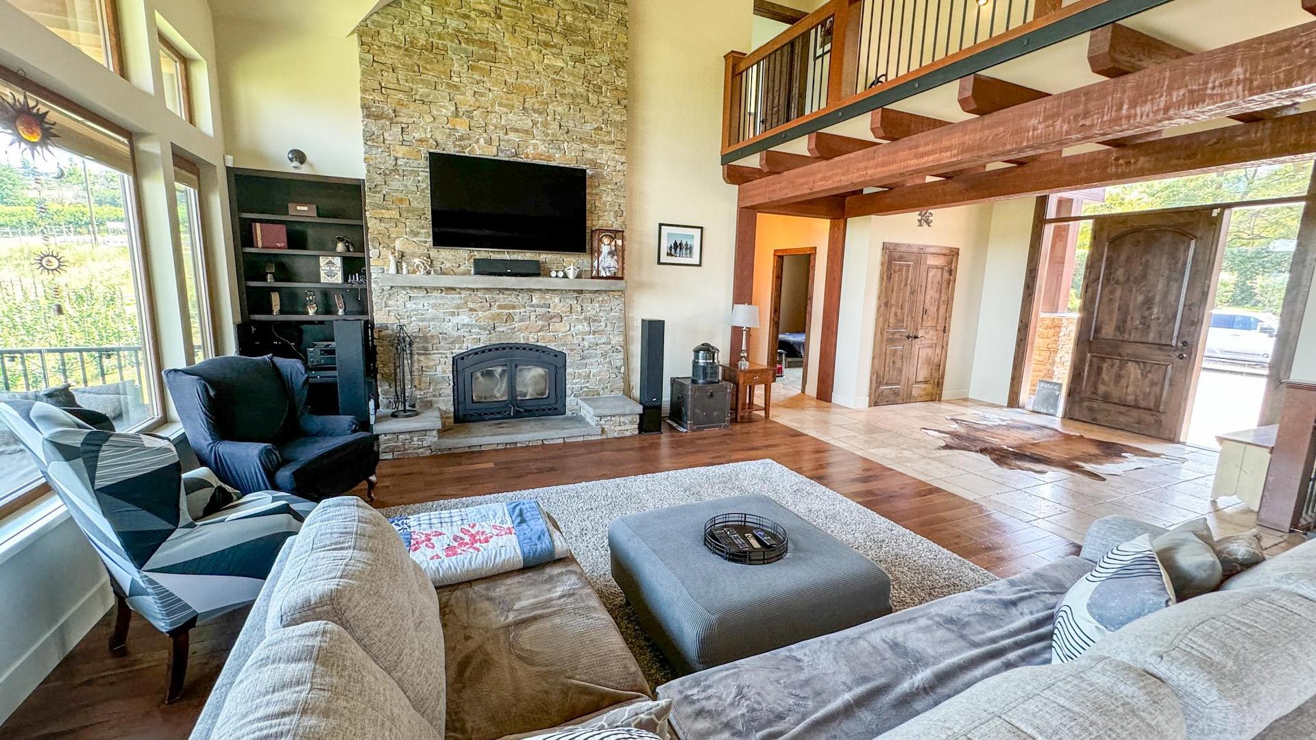 









3175


Valleyview

Road,
Penticton,







BC
V2A 8W8

