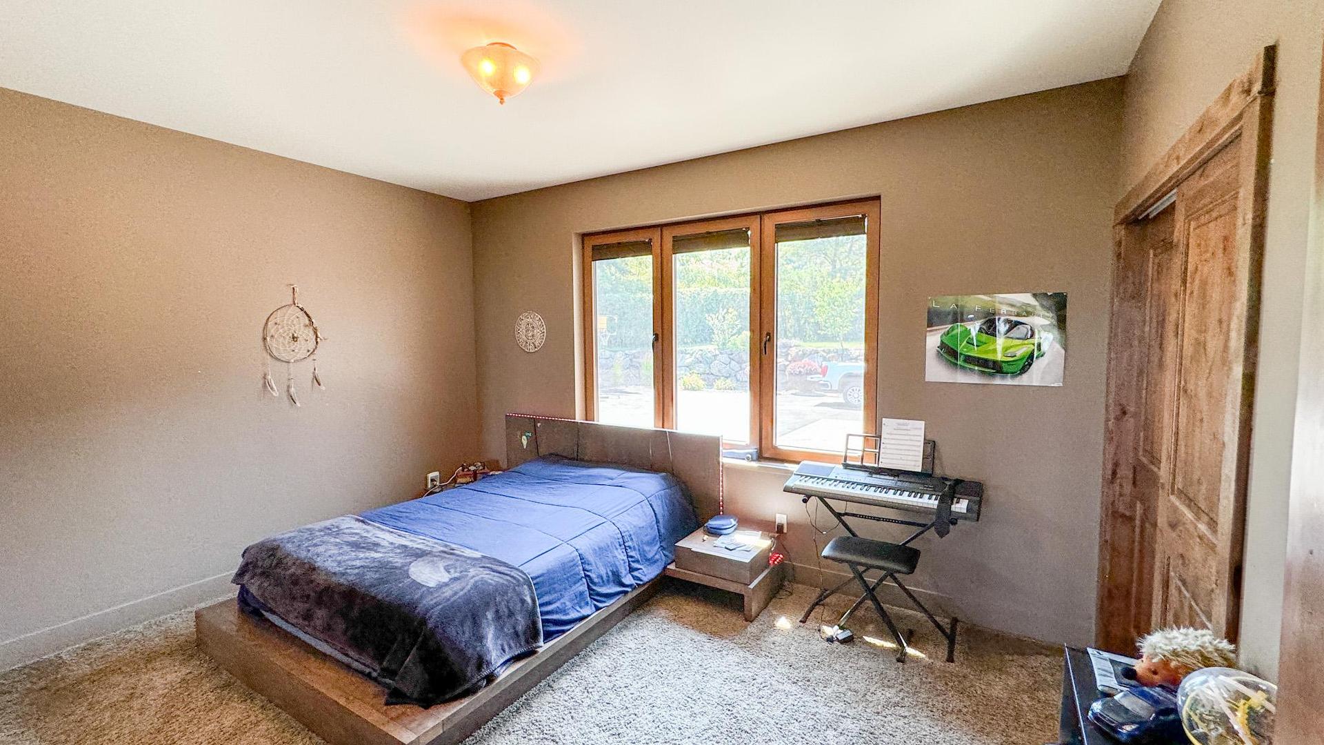 









3175


Valleyview

Road,
Penticton,







BC
V2A 8W8

