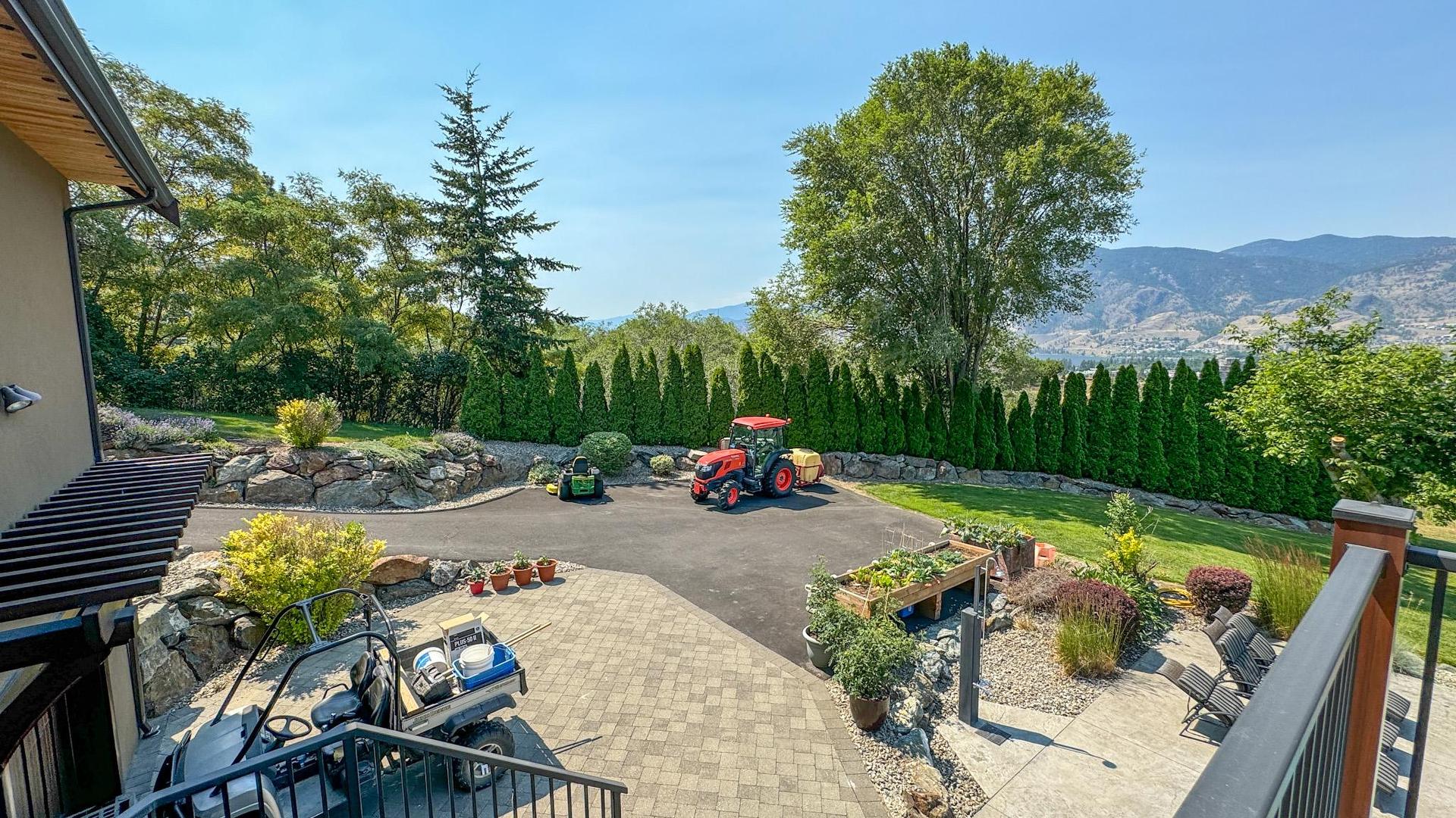 









3175


Valleyview

Road,
Penticton,







BC
V2A 8W8

