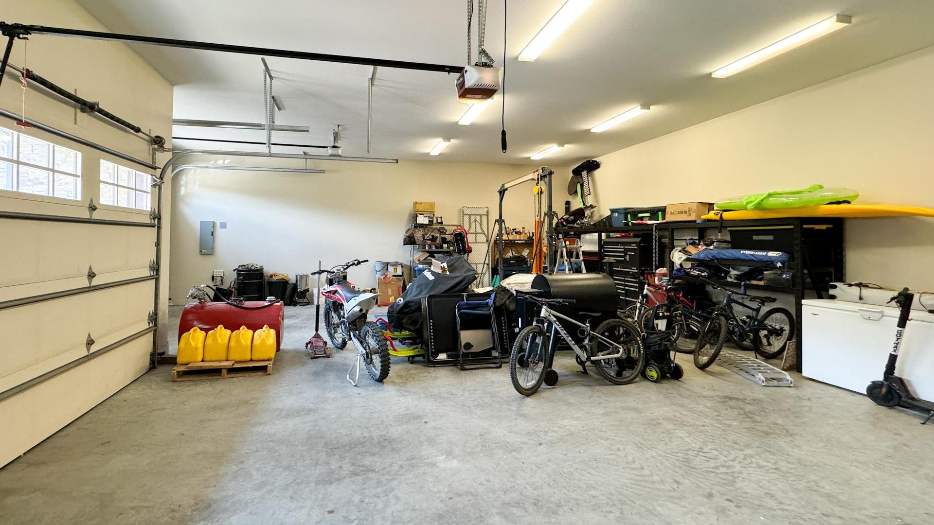 









3175


Valleyview

Road,
Penticton,







BC
V2A 8W8

