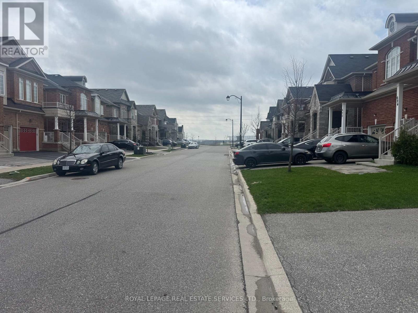 












630 MOCKRIDGE TERRACE

,
Milton,




Ontario
L6T8W1

