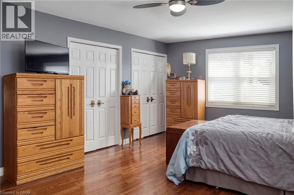 












108 QUEENSWAY Drive

,
St. Jacobs,




Ontario
N0B2N0

