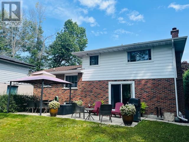 












636 BROADVIEW AVENUE

,
Orillia,




Ontario
L3V6N8

