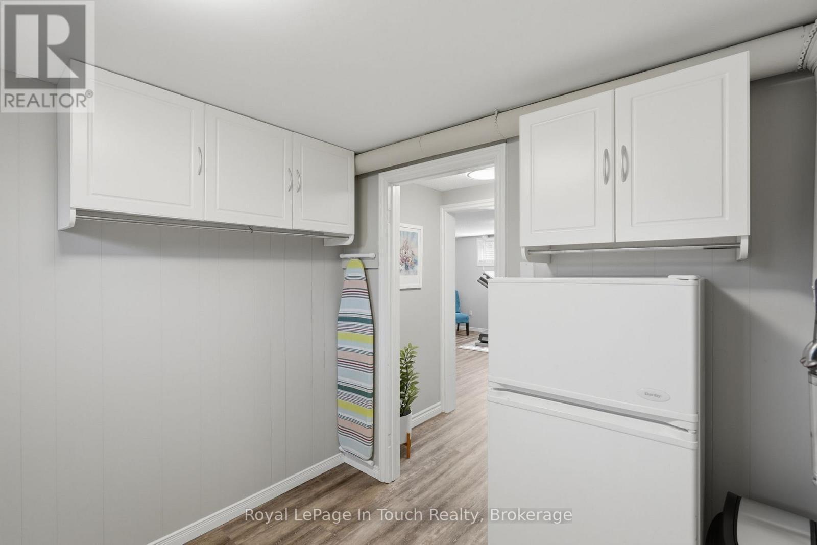 












636 BROADVIEW AVENUE

,
Orillia,




Ontario
L3V6N8

