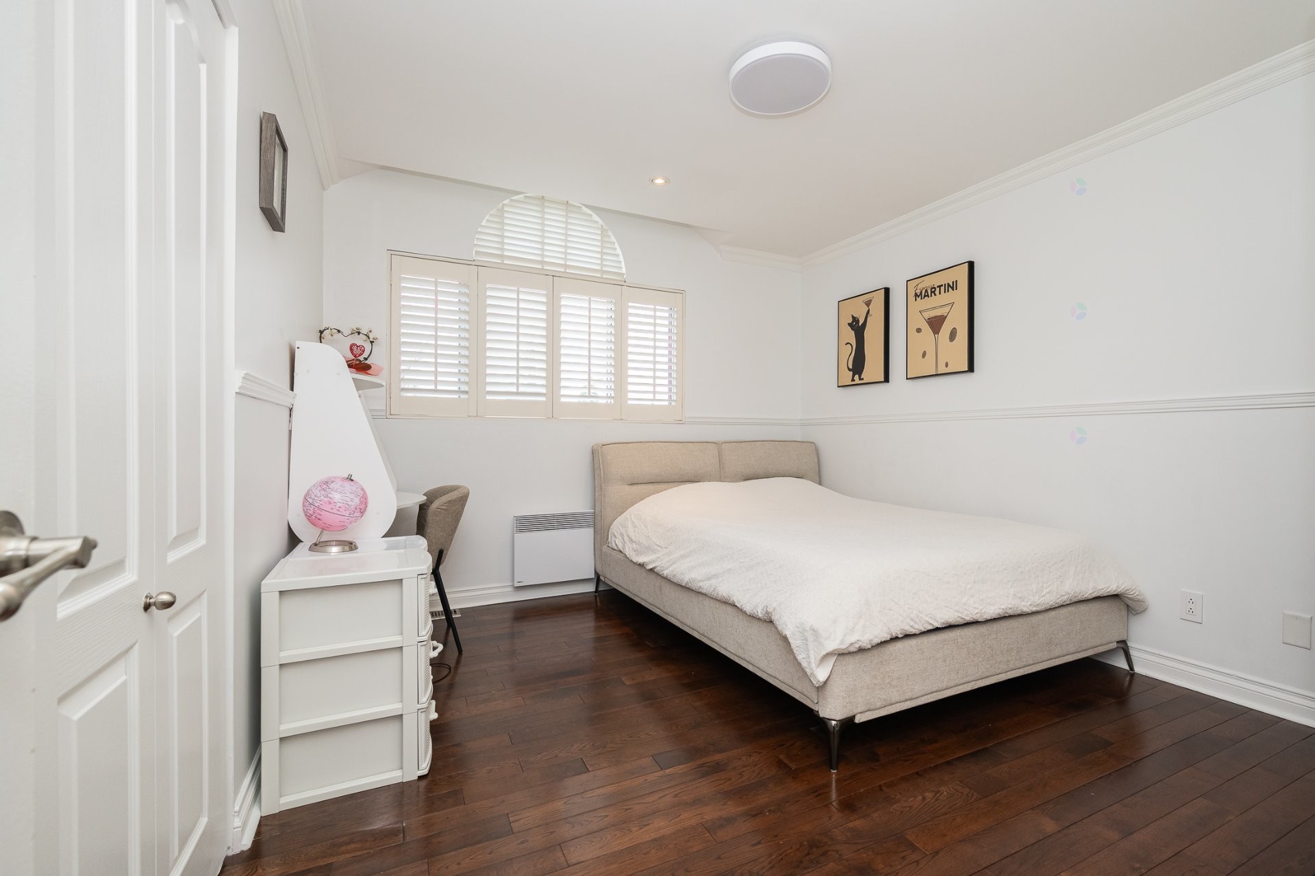 









1097


Av. des Géraniums

,
Laval (Sainte-Dorothée),




QC
H7Y2B7

