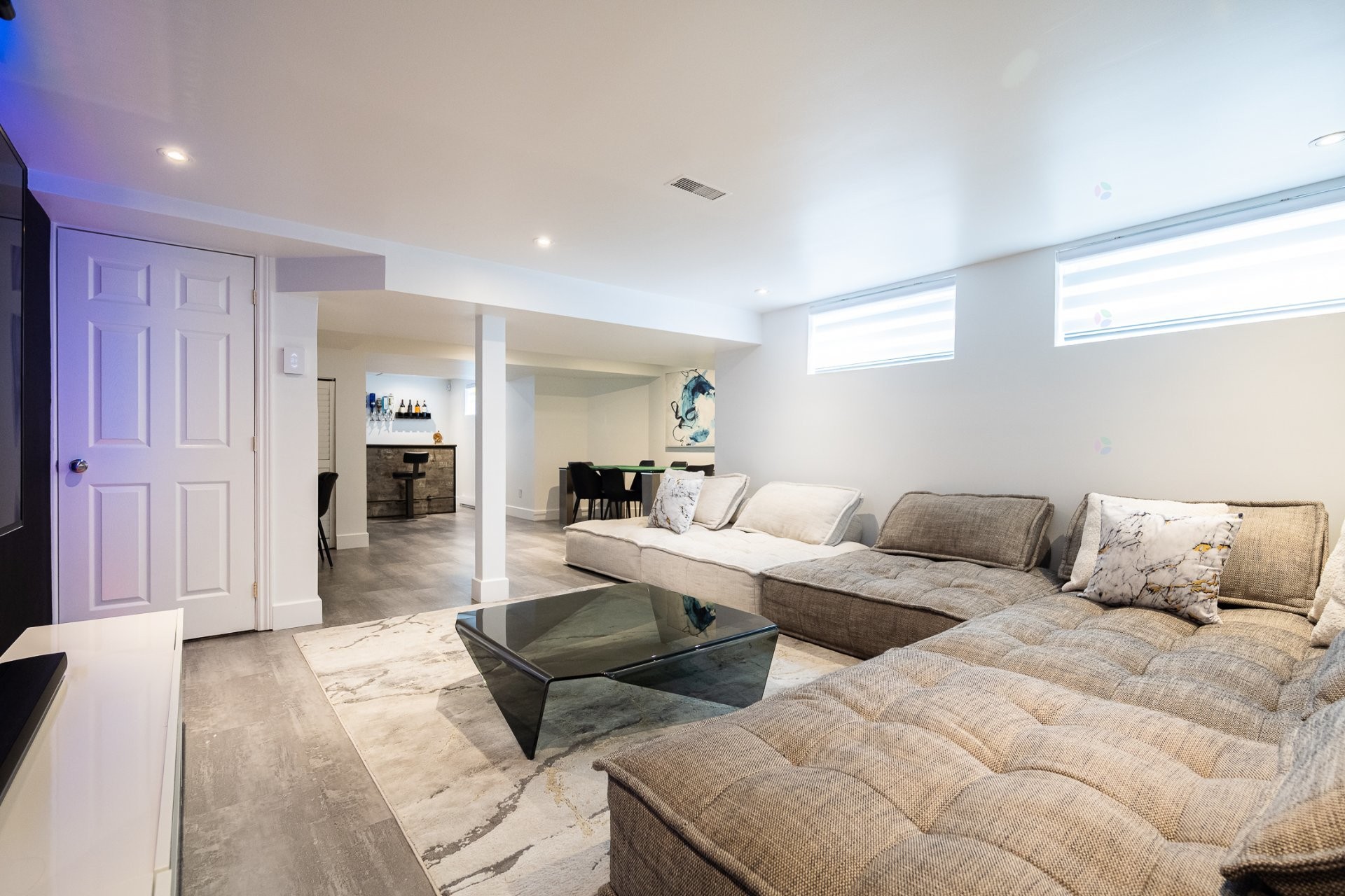 









1097


Av. des Géraniums

,
Laval (Sainte-Dorothée),




QC
H7Y2B7

