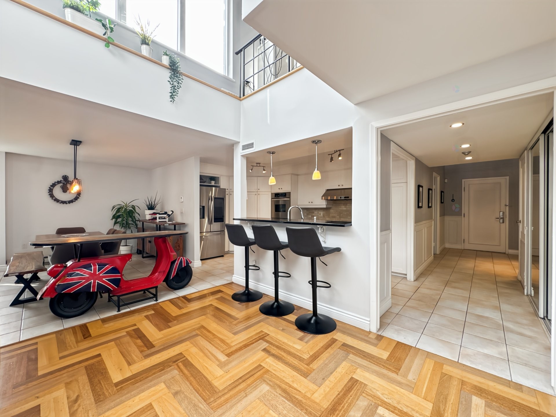 









8145


Boul. St-Laurent

, 705,
Brossard,




QC
J4X2A3

