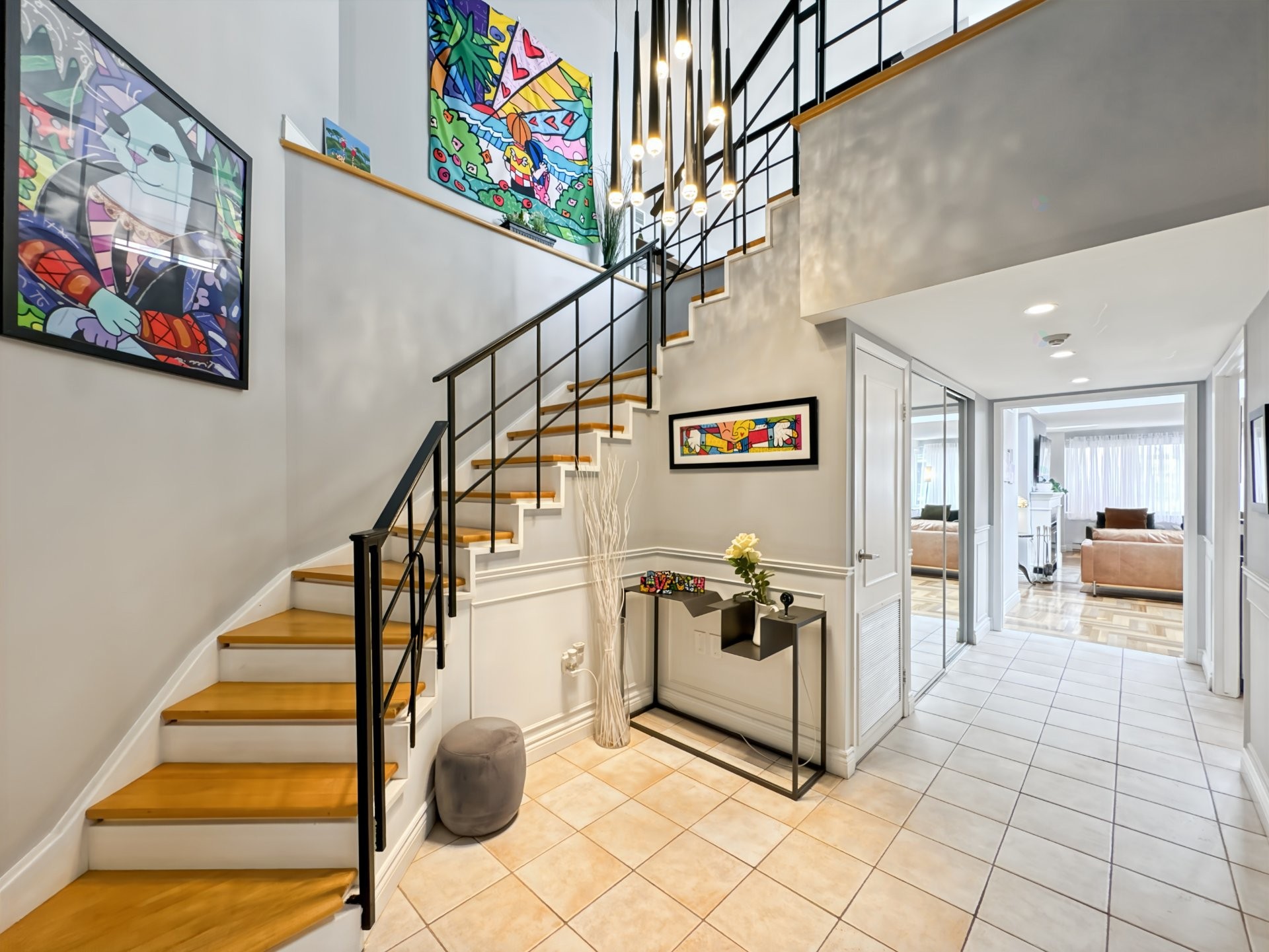 









8145


Boul. St-Laurent

, 705,
Brossard,




QC
J4X2A3

