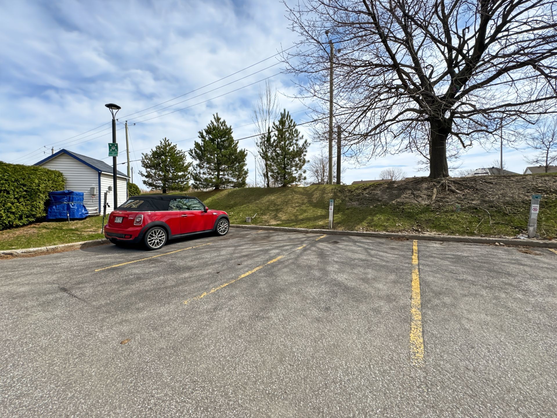 









8145


Boul. St-Laurent

, 705,
Brossard,




QC
J4X2A3

