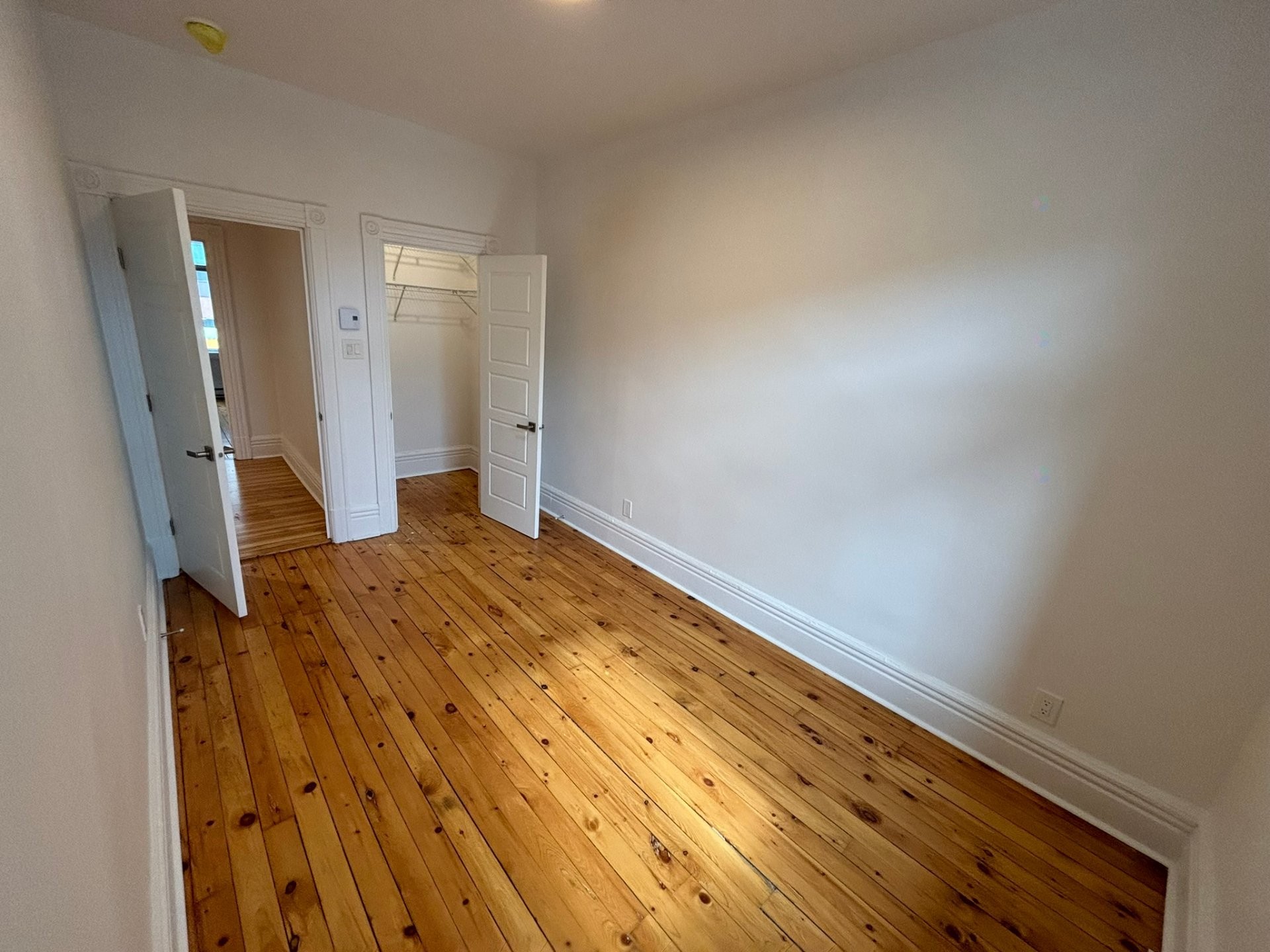 









4087


Boul. LaSalle

,
Montréal (Verdun/Île-des-Soeurs),




QC
H4G2L8

