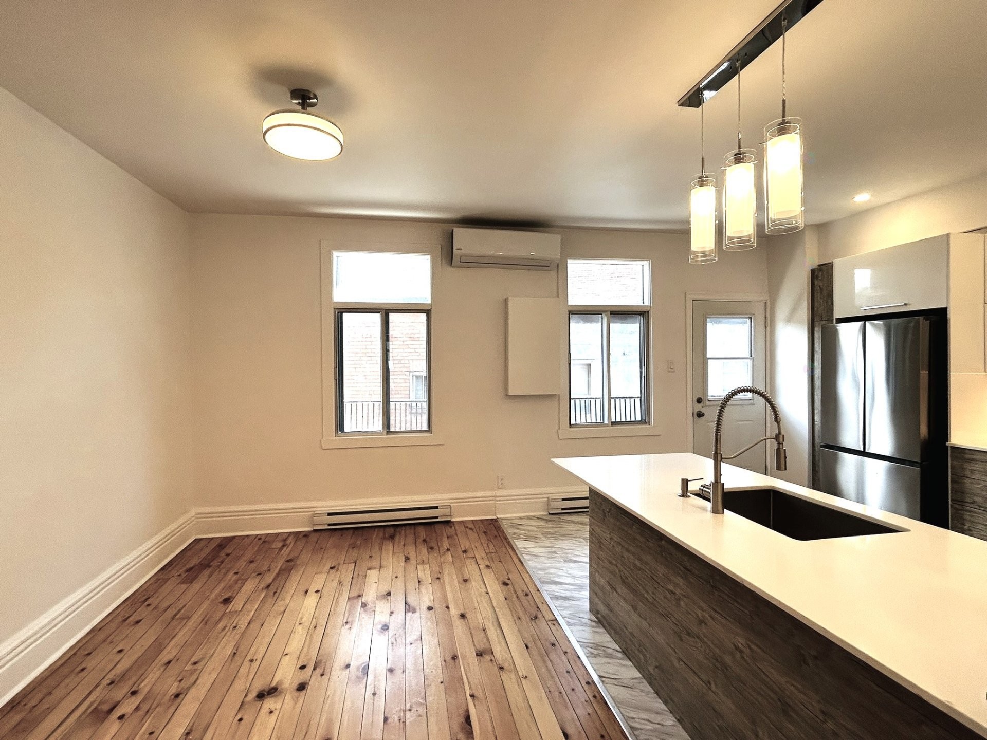 









4087


Boul. LaSalle

,
Montréal (Verdun/Île-des-Soeurs),




QC
H4G2L8

