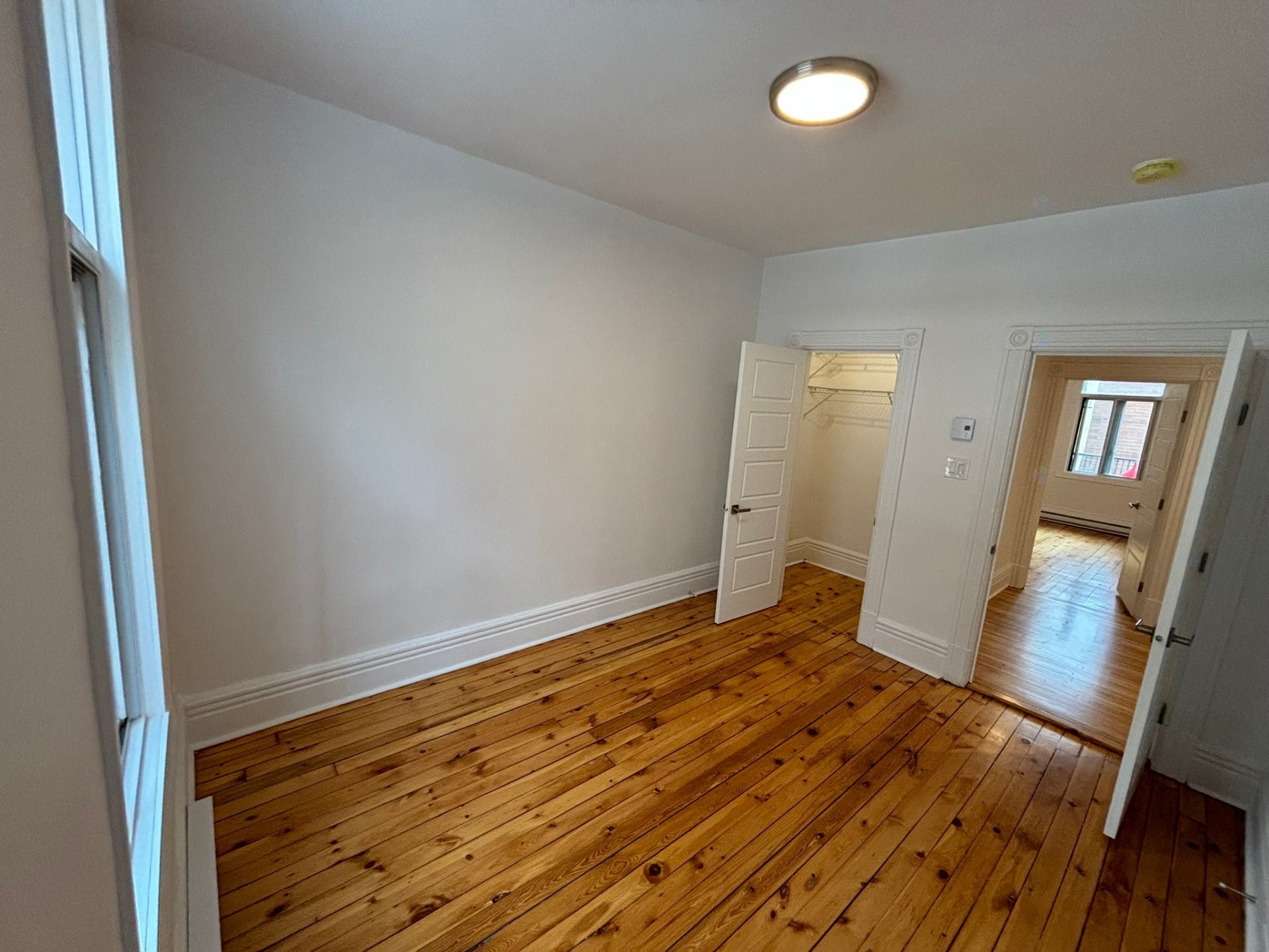 









4087


Boul. LaSalle

,
Montréal (Verdun/Île-des-Soeurs),




QC
H4G2L8

