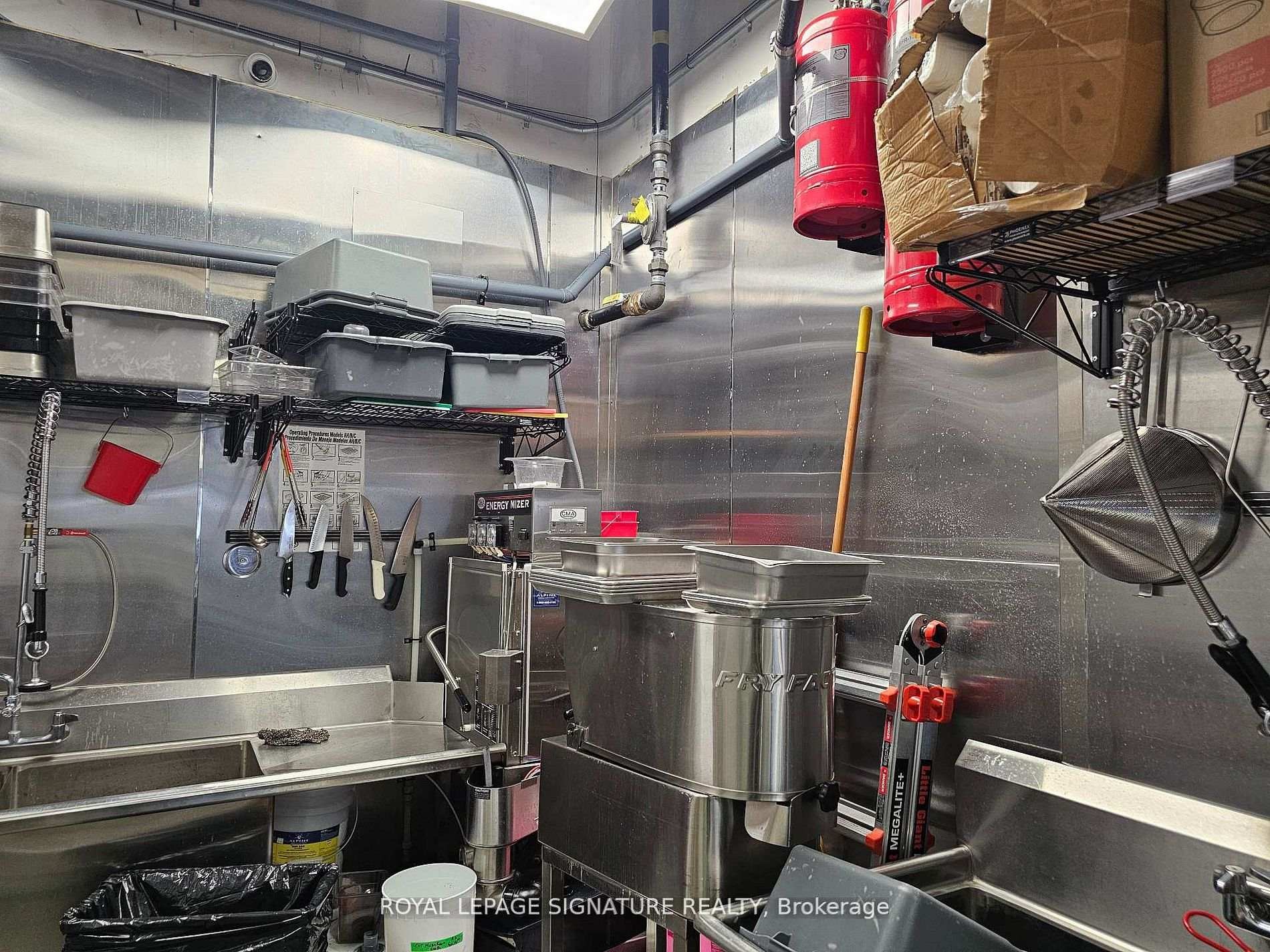 









308


King

Street North,
Waterloo,




ON
N2L 3V2

