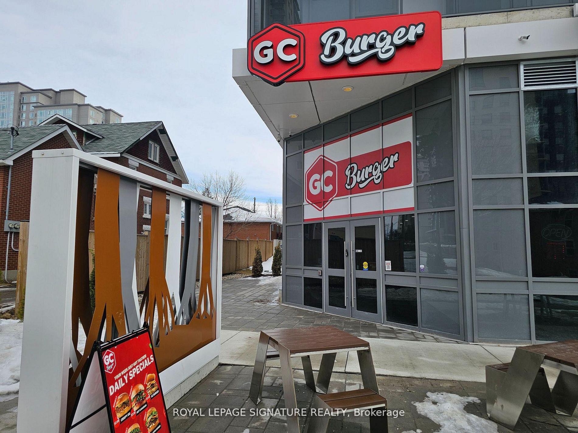 









308


King

Street North,
Waterloo,




ON
N2L 3V2

