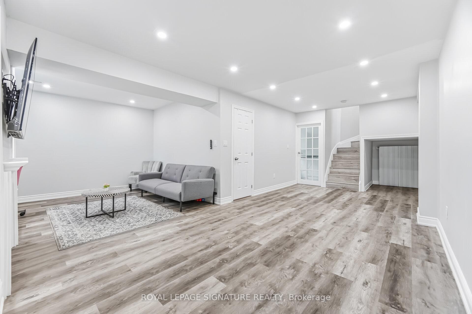 









34


Lorraine

Crescent,
Brampton,




ON
L6S 2R7

