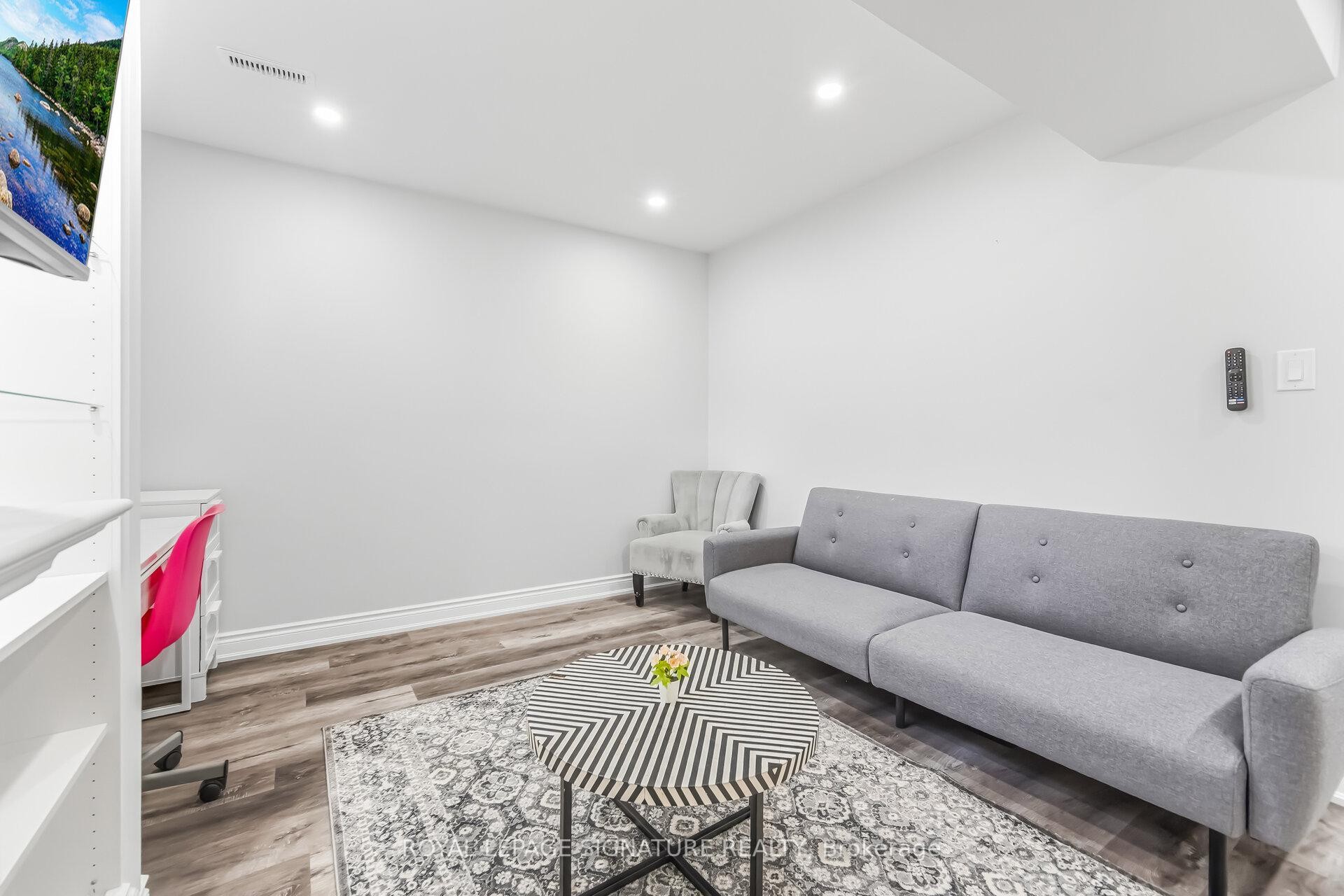 









34


Lorraine

Crescent,
Brampton,




ON
L6S 2R7

