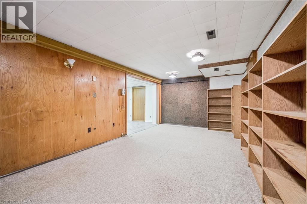 












106 RUSKVIEW Road

,
Kitchener,




Ontario
N2M4S3

