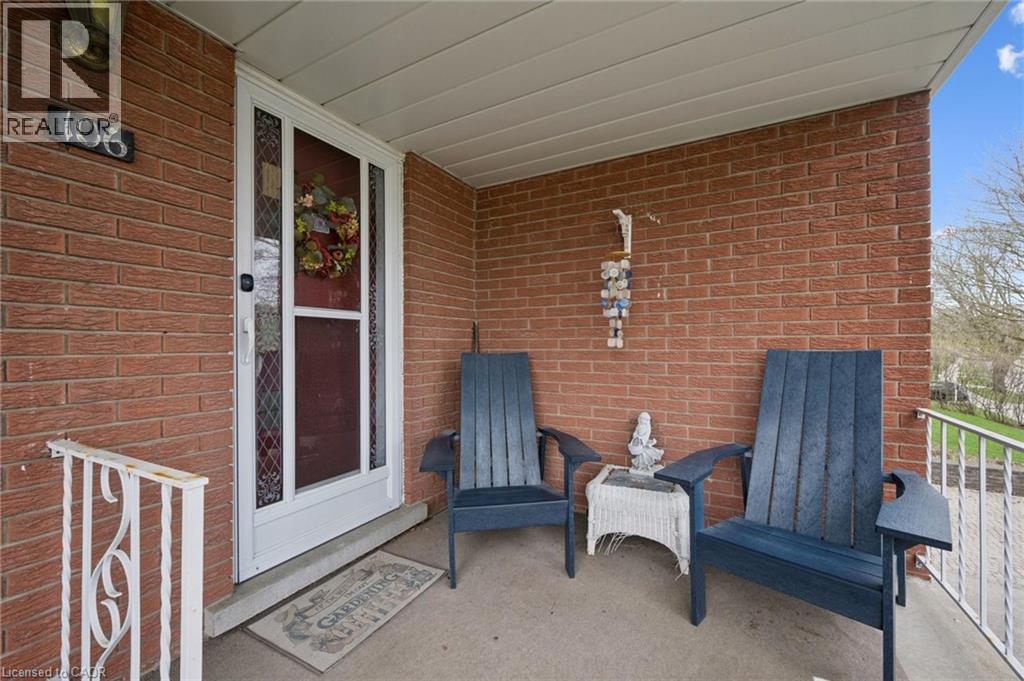 












106 RUSKVIEW Road

,
Kitchener,




Ontario
N2M4S3

