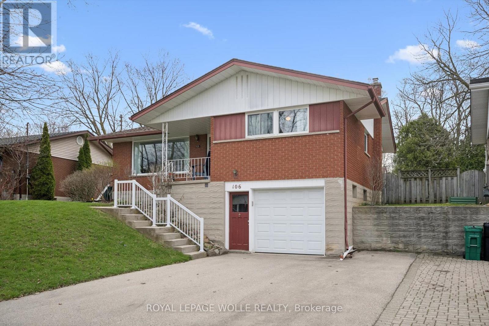 












106 RUSKVIEW ROAD

,
Kitchener,




Ontario
N2M4S3

