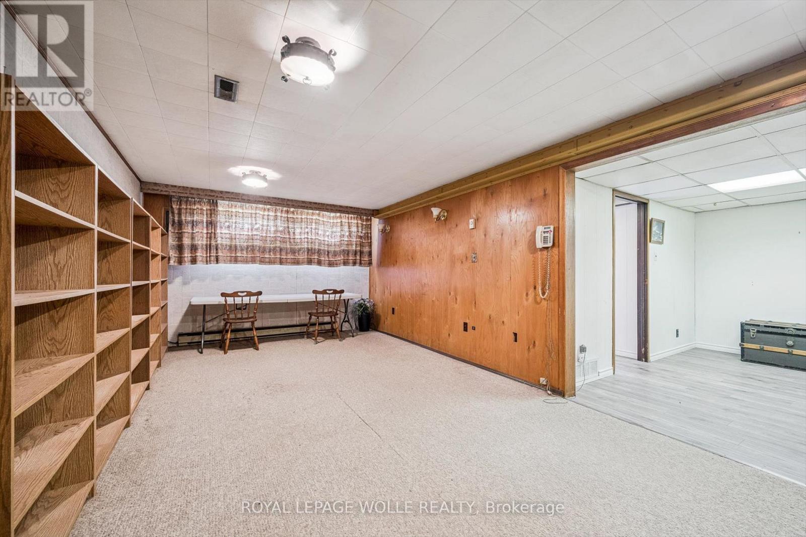 












106 RUSKVIEW ROAD

,
Kitchener,




Ontario
N2M4S3

