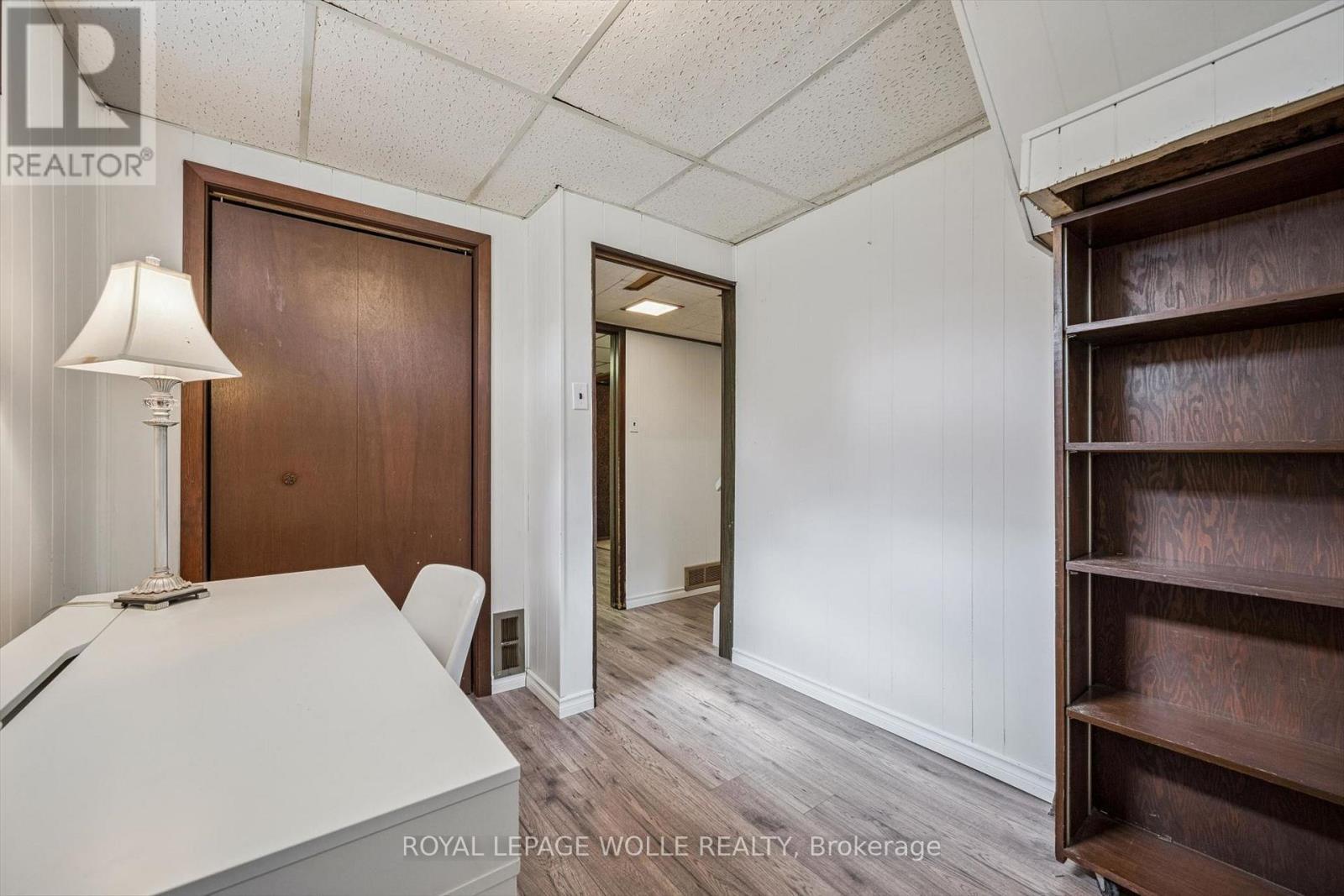 












106 RUSKVIEW ROAD

,
Kitchener,




Ontario
N2M4S3

