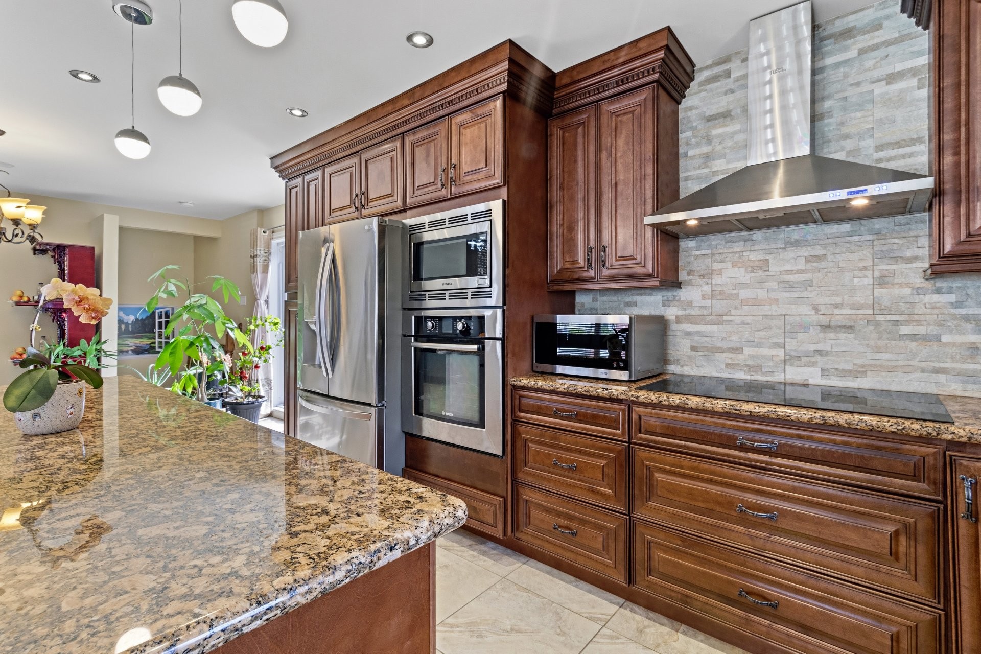 









3874


Rue Bergevin

,
Laval (Saint-Vincent-de-Paul),




QC
H7E2H5

