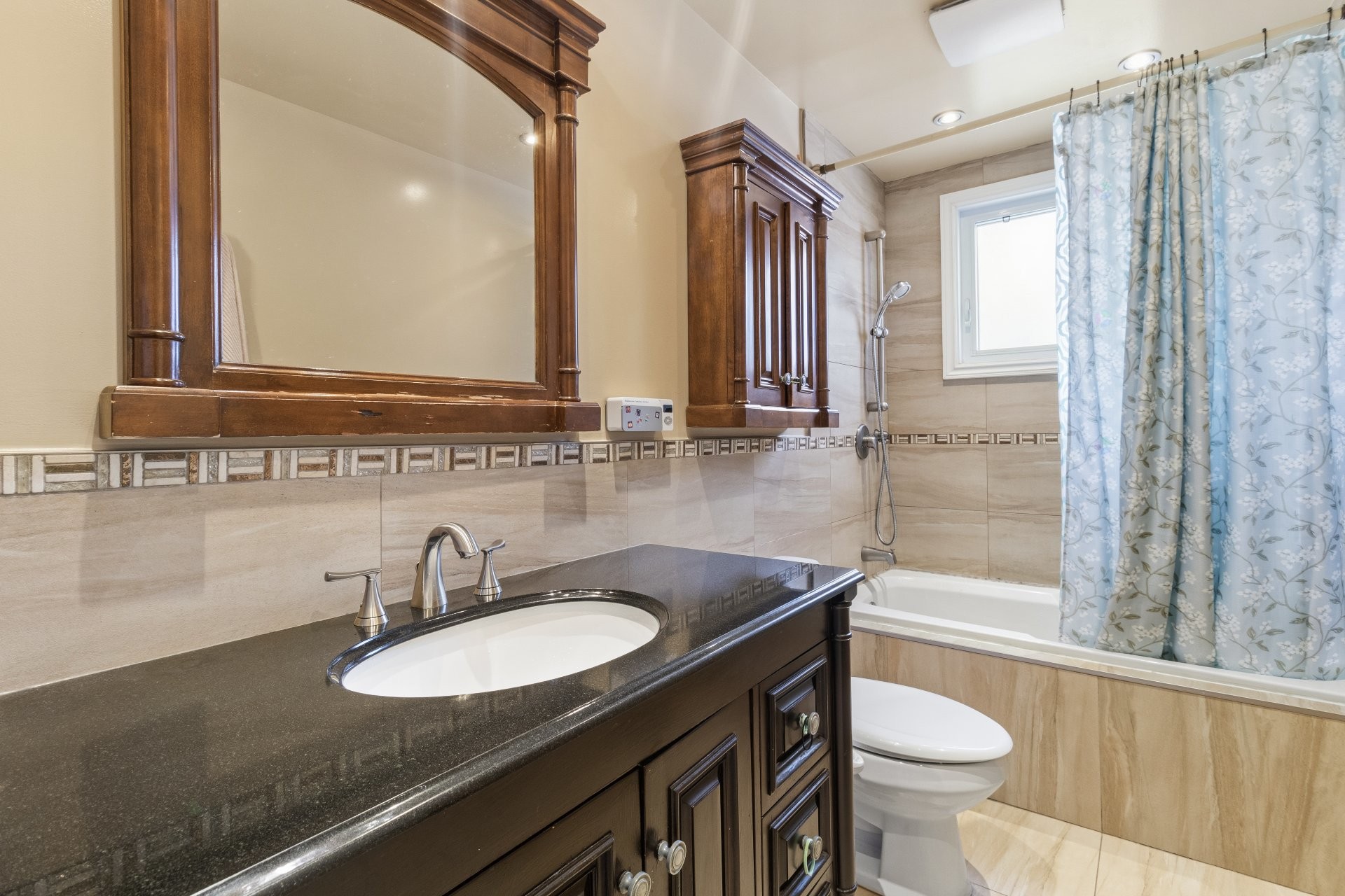 









3874


Rue Bergevin

,
Laval (Saint-Vincent-de-Paul),




QC
H7E2H5

