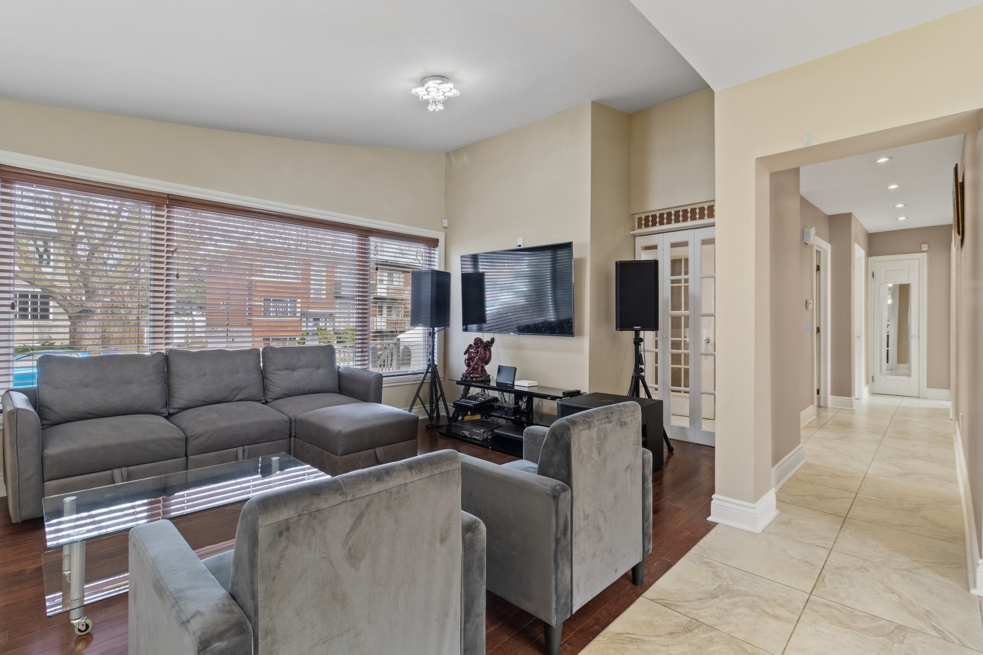 









3874


Rue Bergevin

,
Laval (Saint-Vincent-de-Paul),




QC
H7E2H5

