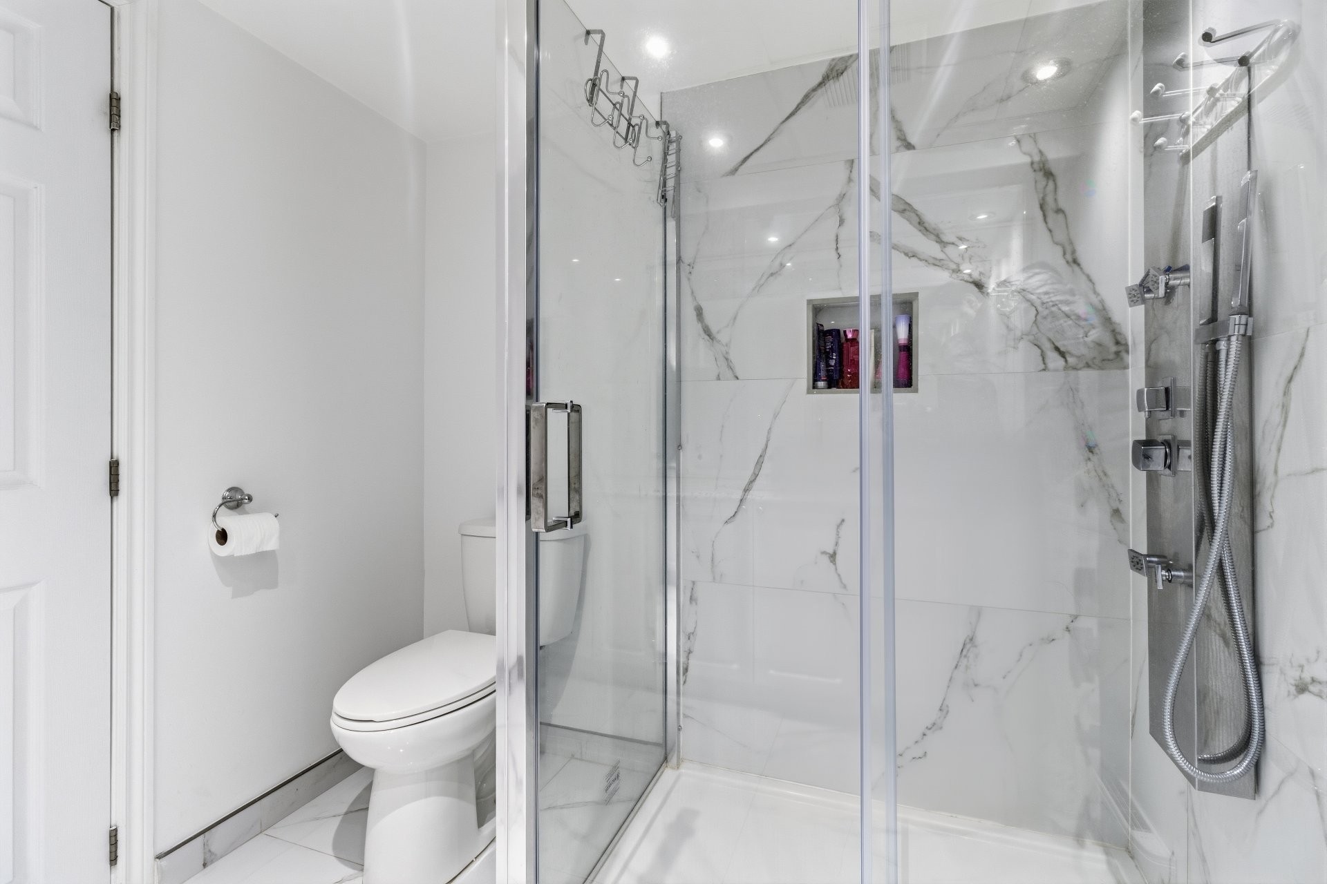 









3874


Rue Bergevin

,
Laval (Saint-Vincent-de-Paul),




QC
H7E2H5

