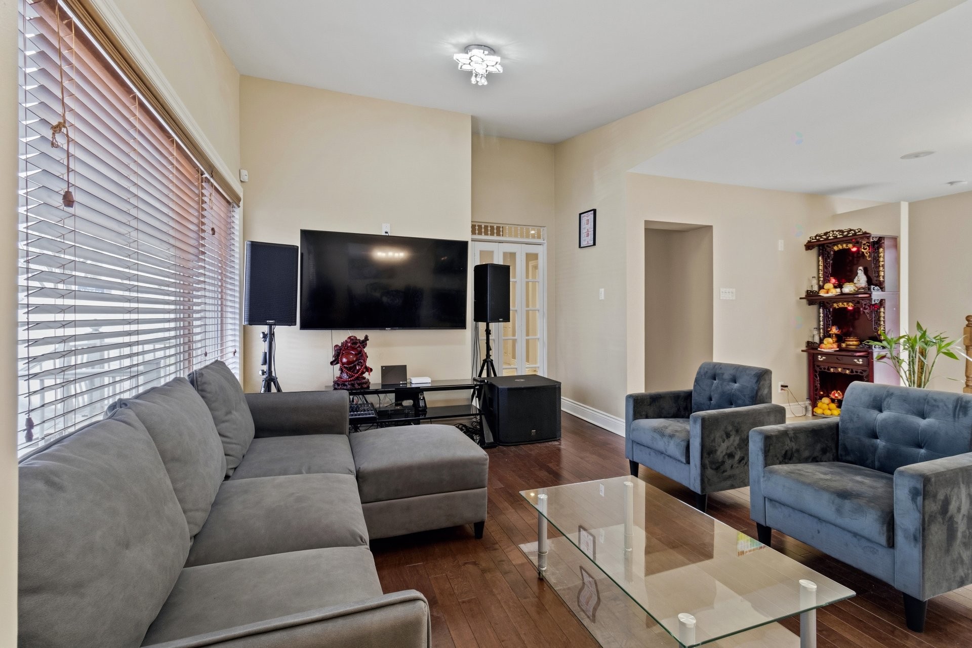 









3874


Rue Bergevin

,
Laval (Saint-Vincent-de-Paul),




QC
H7E2H5

