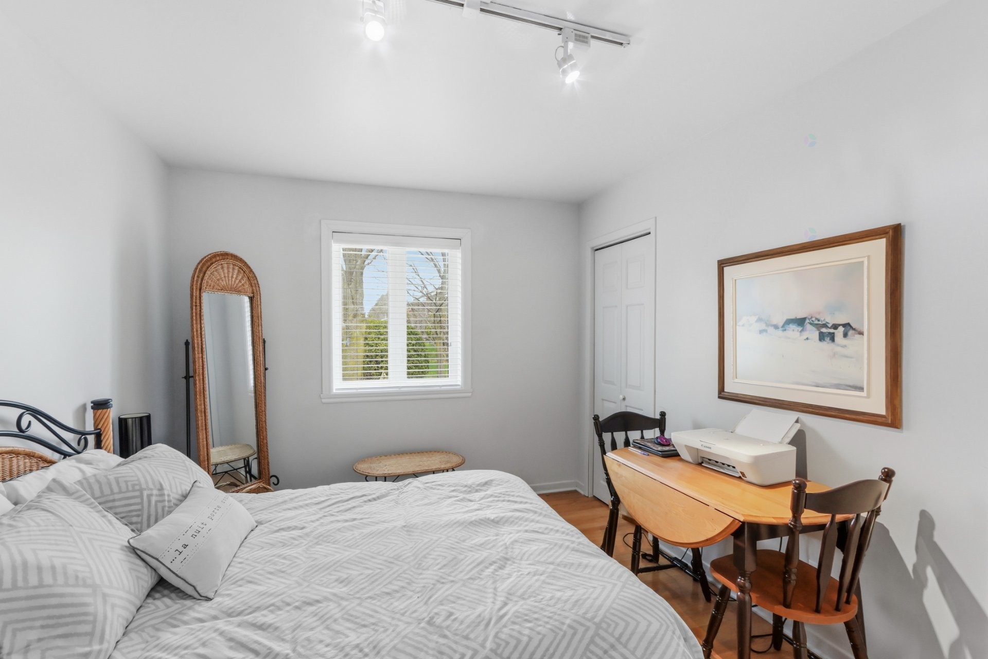 









825


Ch. Rhéaume

,
Saint-Michel,




QC
J0L2J0

