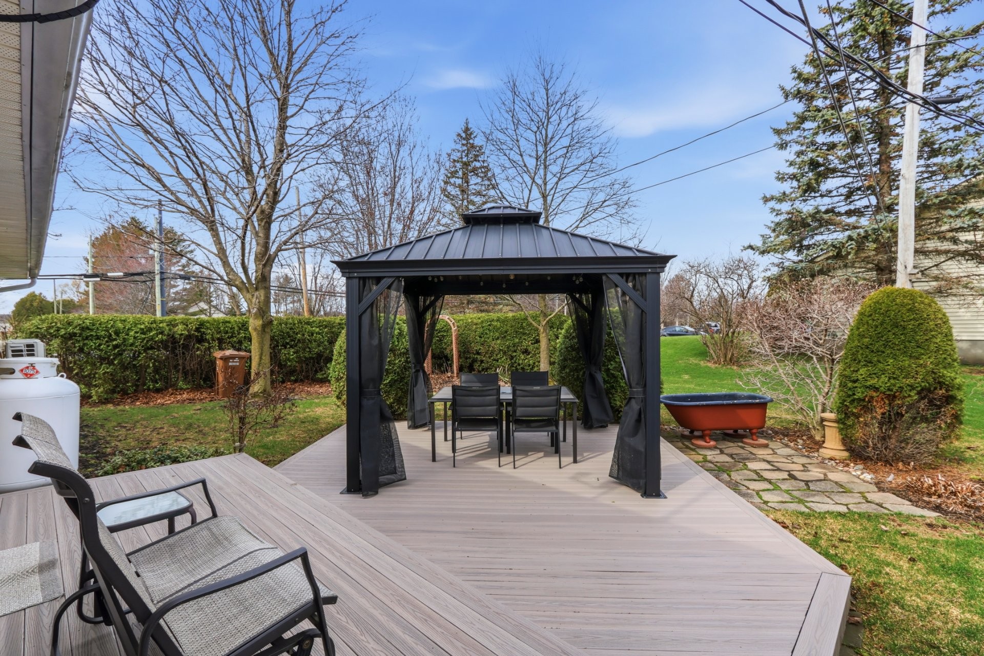 









825


Ch. Rhéaume

,
Saint-Michel,




QC
J0L2J0

