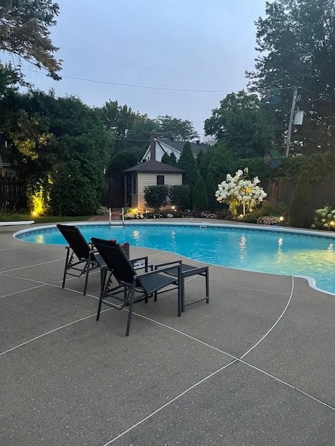 









266


Rue des Vosges

,
Saint-Lambert,




QC
J4S1M2

