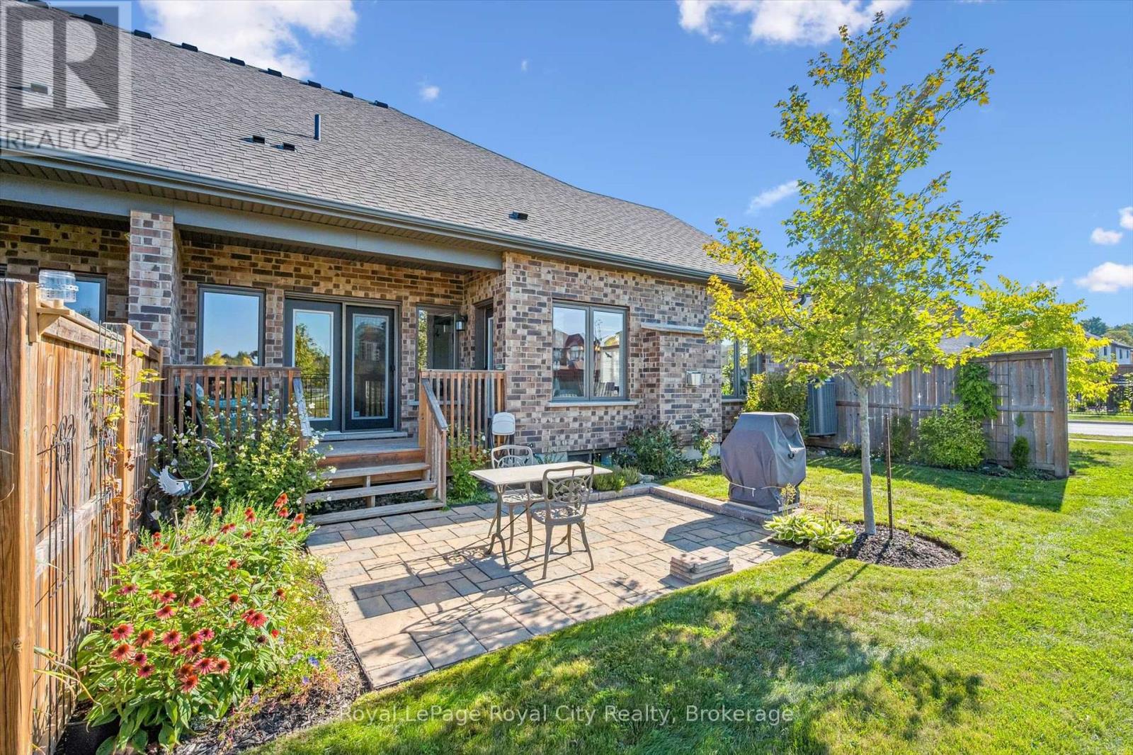 












1 - 39 KAY CRESCENT

,
Guelph (Pineridge/Westminster Woods),




Ontario
N1L0N5

