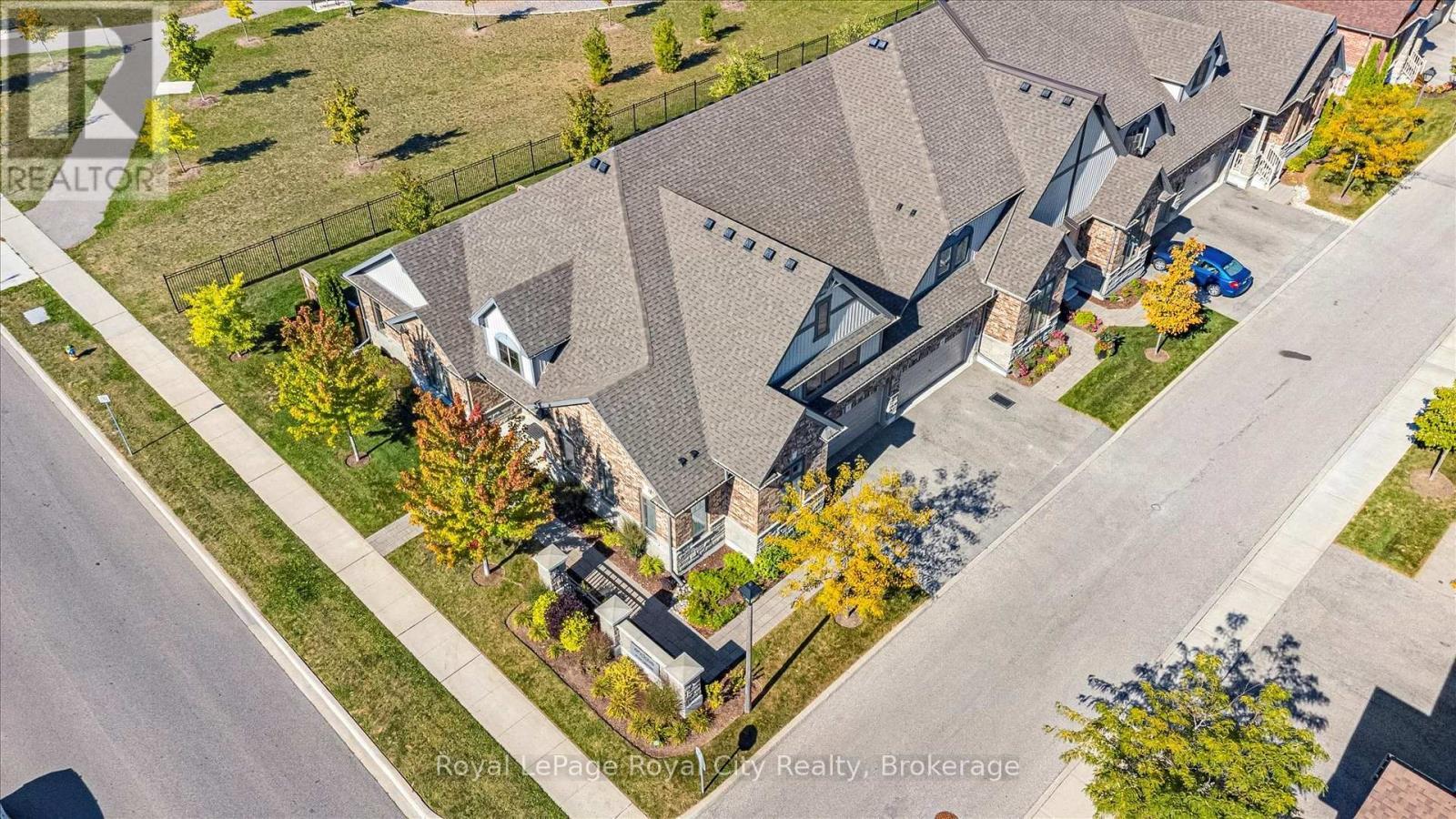 












1 - 39 KAY CRESCENT

,
Guelph (Pineridge/Westminster Woods),




Ontario
N1L0N5

