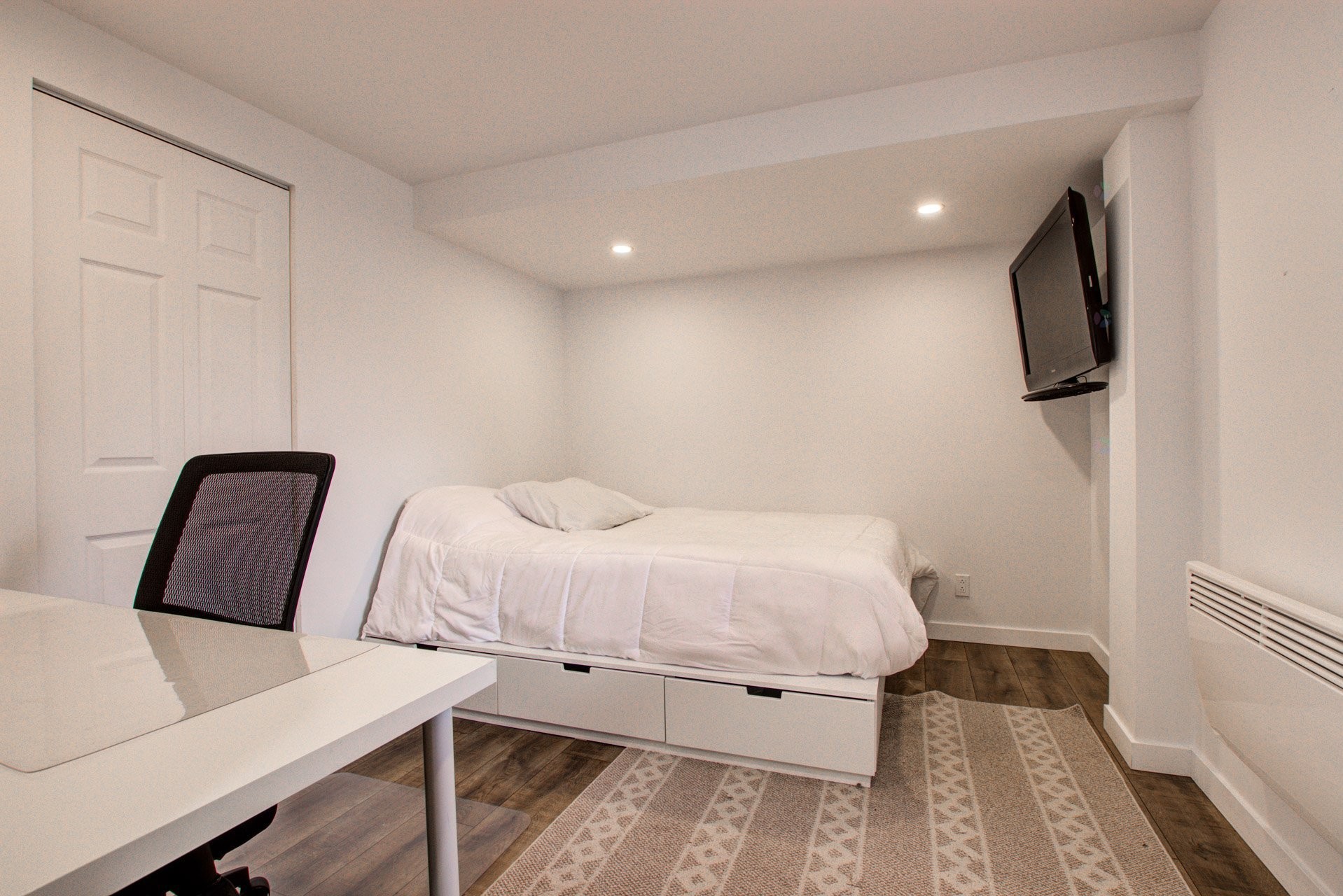 









2974


Rue Blais

,
Longueuil (Le Vieux-Longueuil),




QC
J4M1K6

