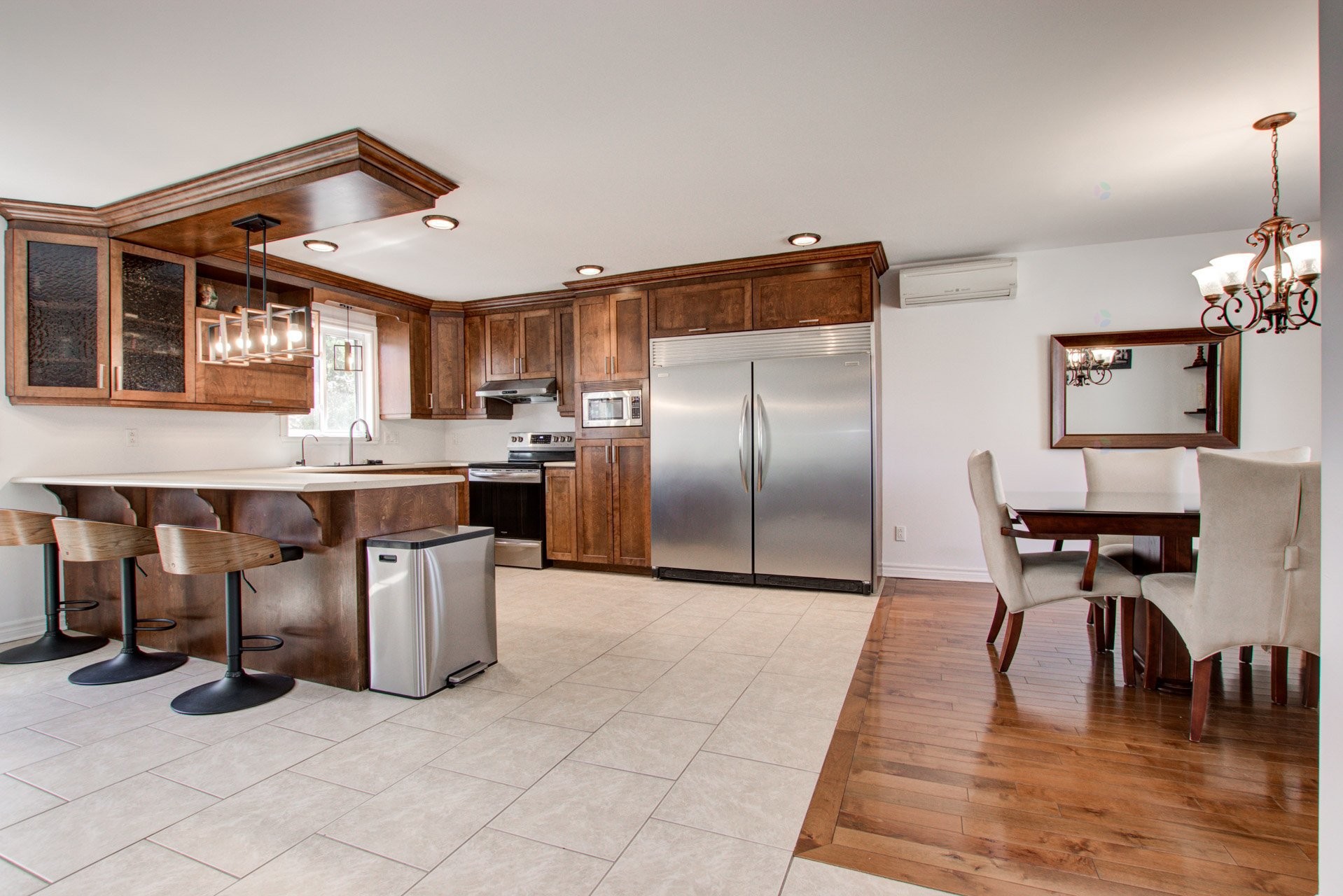 









2974


Rue Blais

,
Longueuil (Le Vieux-Longueuil),




QC
J4M1K6

