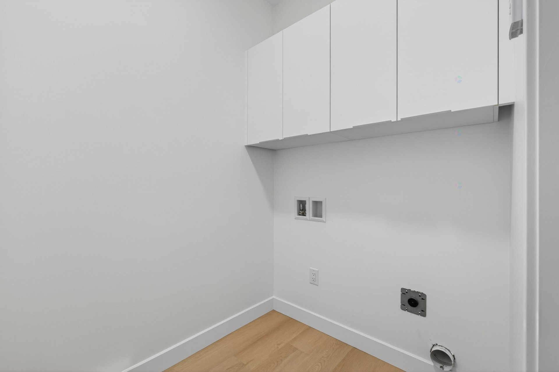 









1156

 - 1162


Rue McCrea

,
Sherbrooke (Les Nations),




QC
J1L0K3

