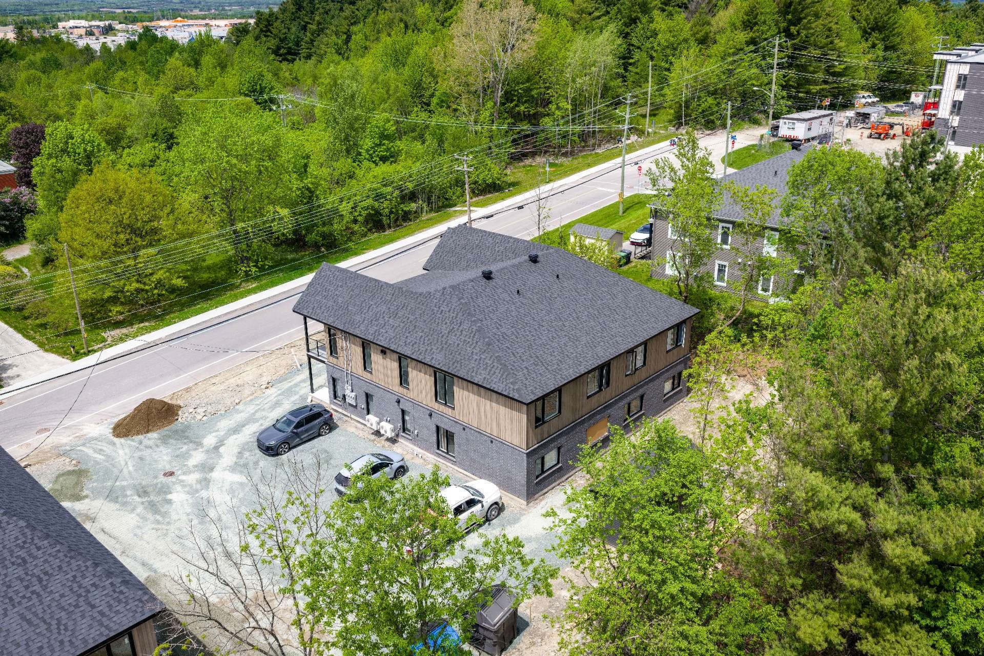 









1156

 - 1162


Rue McCrea

,
Sherbrooke (Les Nations),




QC
J1L0K3

