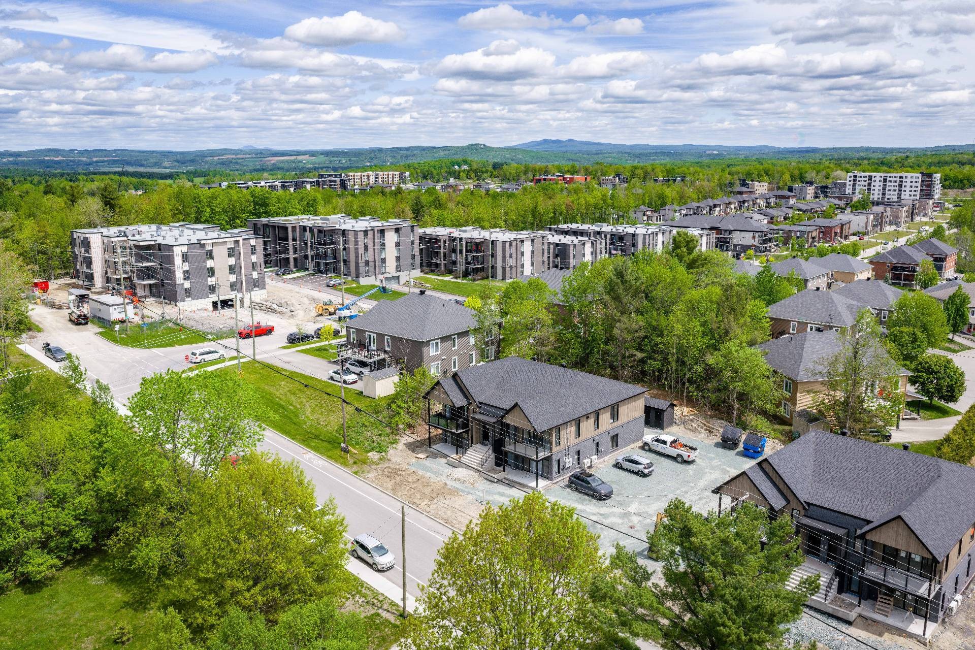 









1156

 - 1162


Rue McCrea

,
Sherbrooke (Les Nations),




QC
J1L0K3

