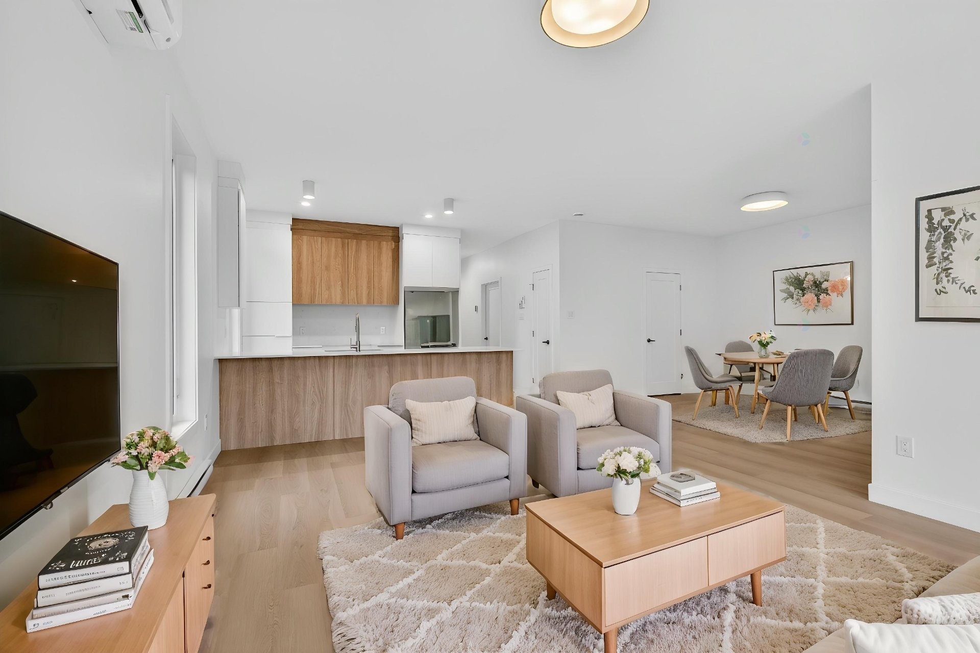 









1190

 - 1196


Rue McCrea

,
Sherbrooke (Les Nations),




QC
J1L2N5

