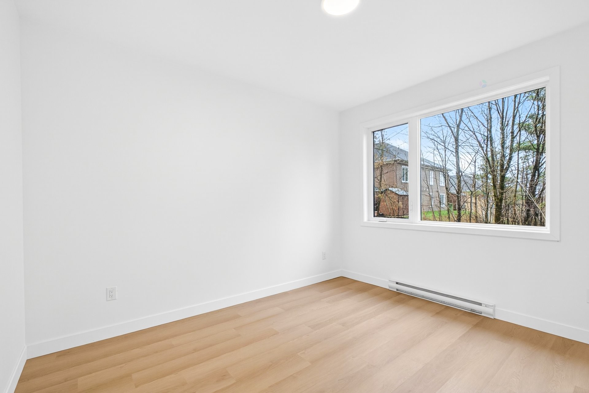 









1176

 - 1182


Rue McCrea

,
Sherbrooke (Les Nations),




QC
J1L2N5

