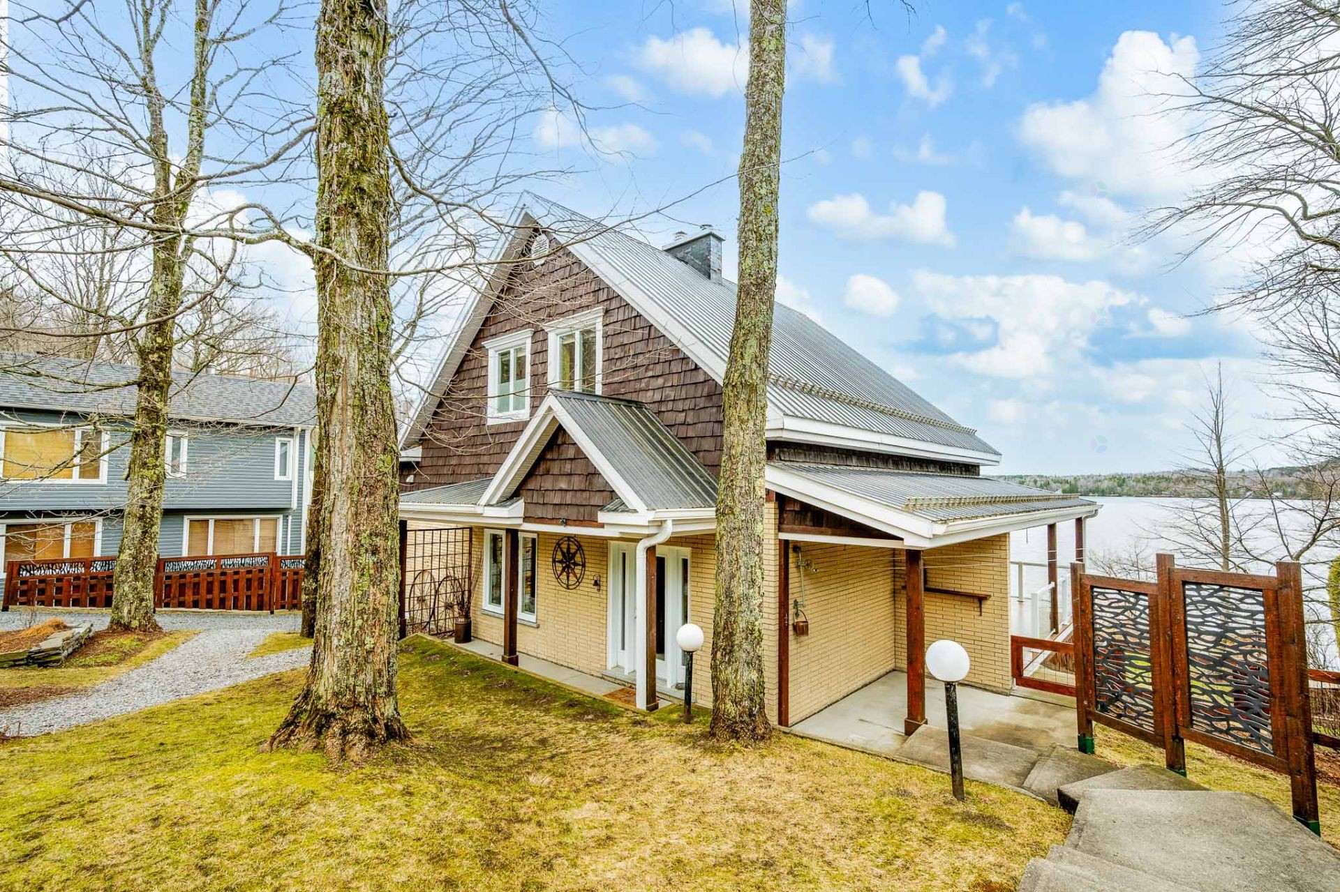 









168


Ch. Allard

,
Coaticook,




QC
J1A2S4

