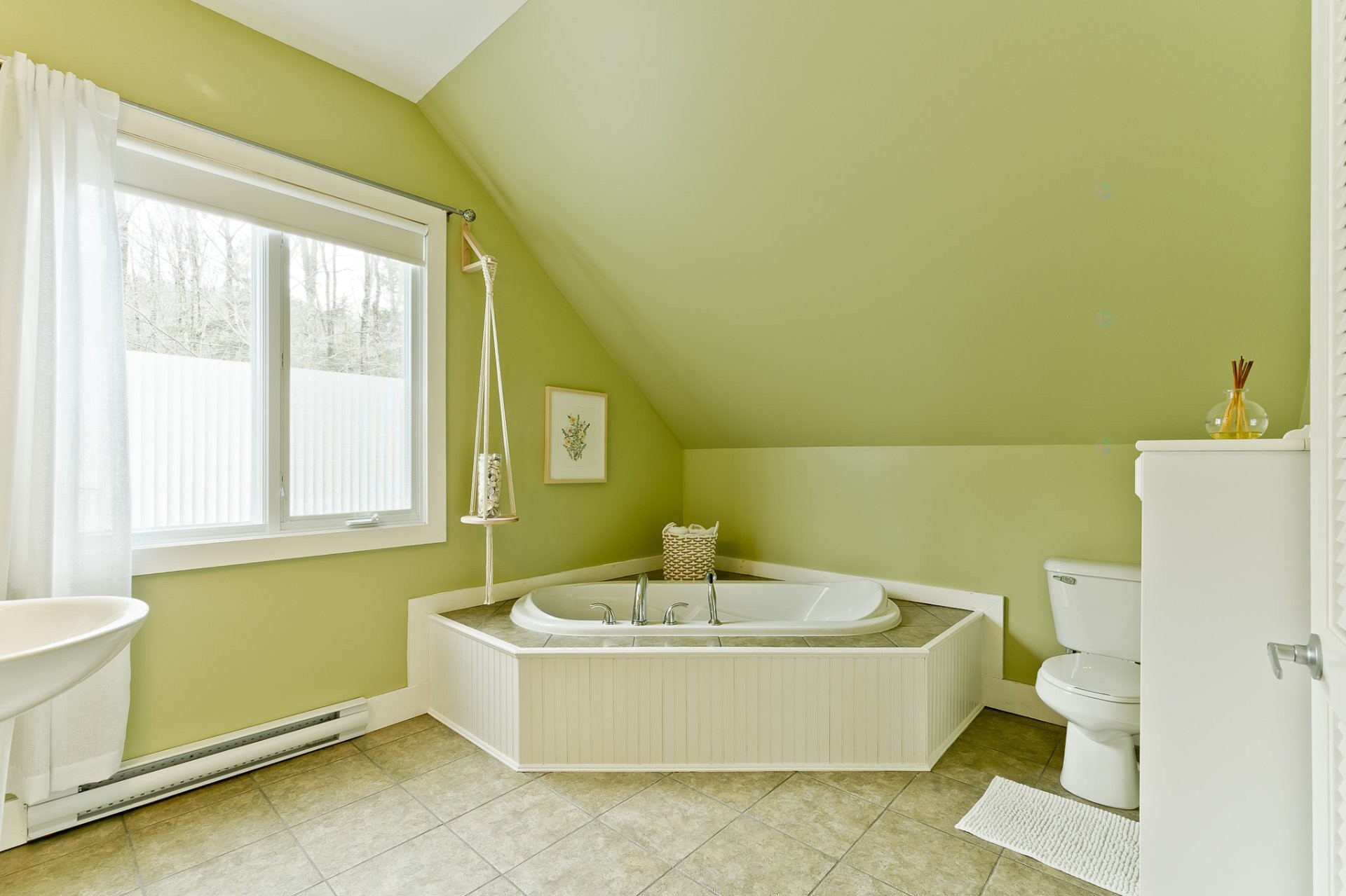 









168


Ch. Allard

,
Coaticook,




QC
J1A2S4

